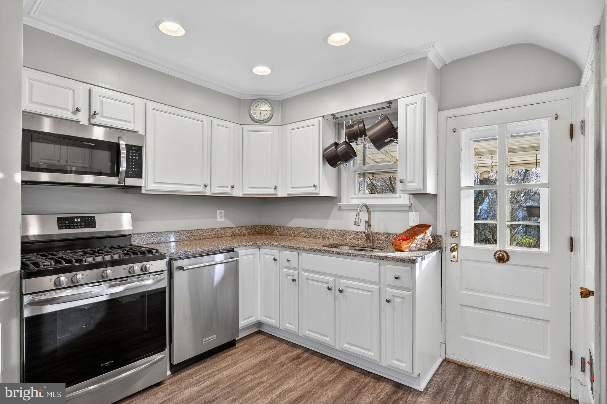 PARKTOWNE - Residential