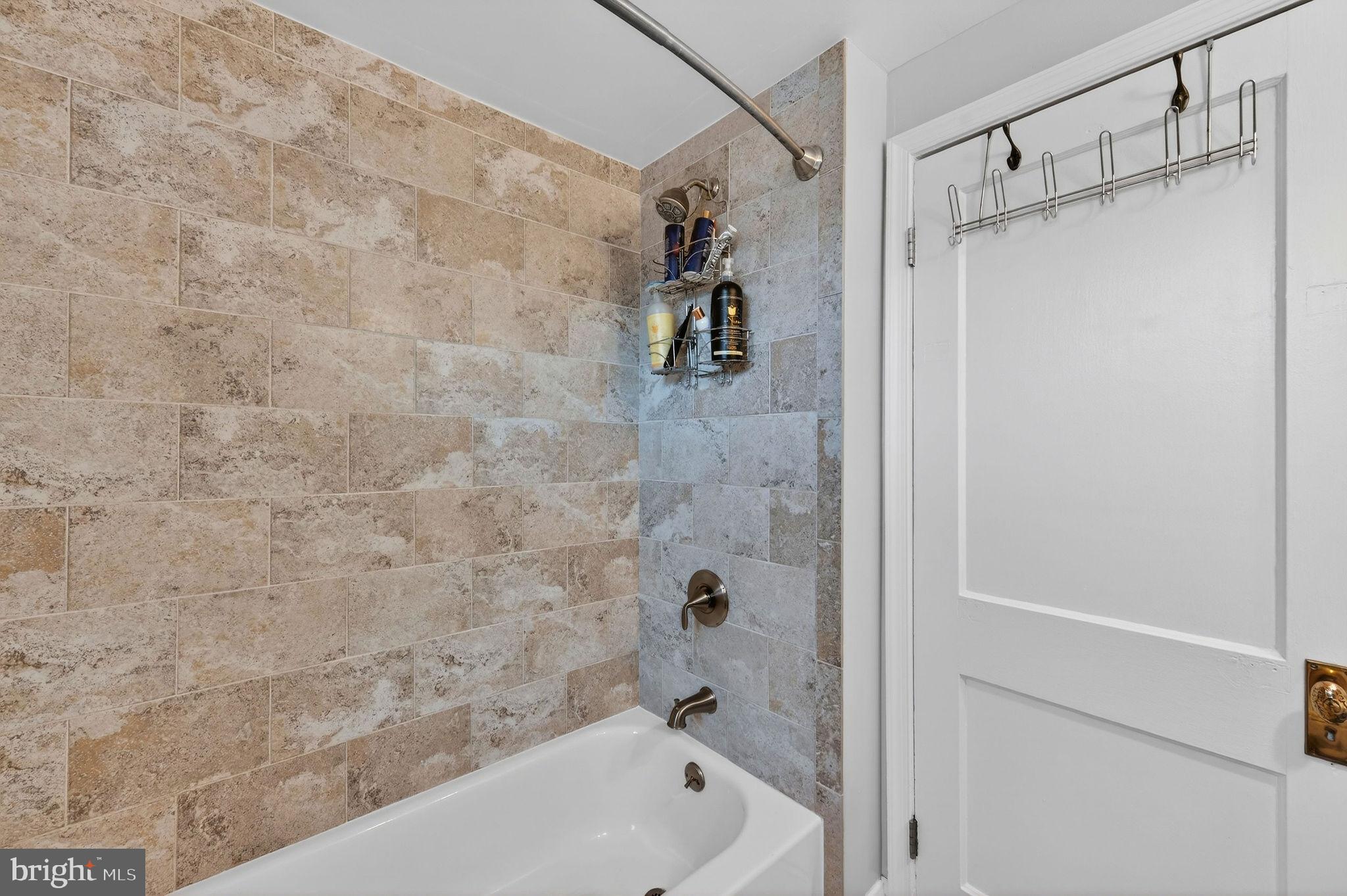 PARKTOWNE - Residential