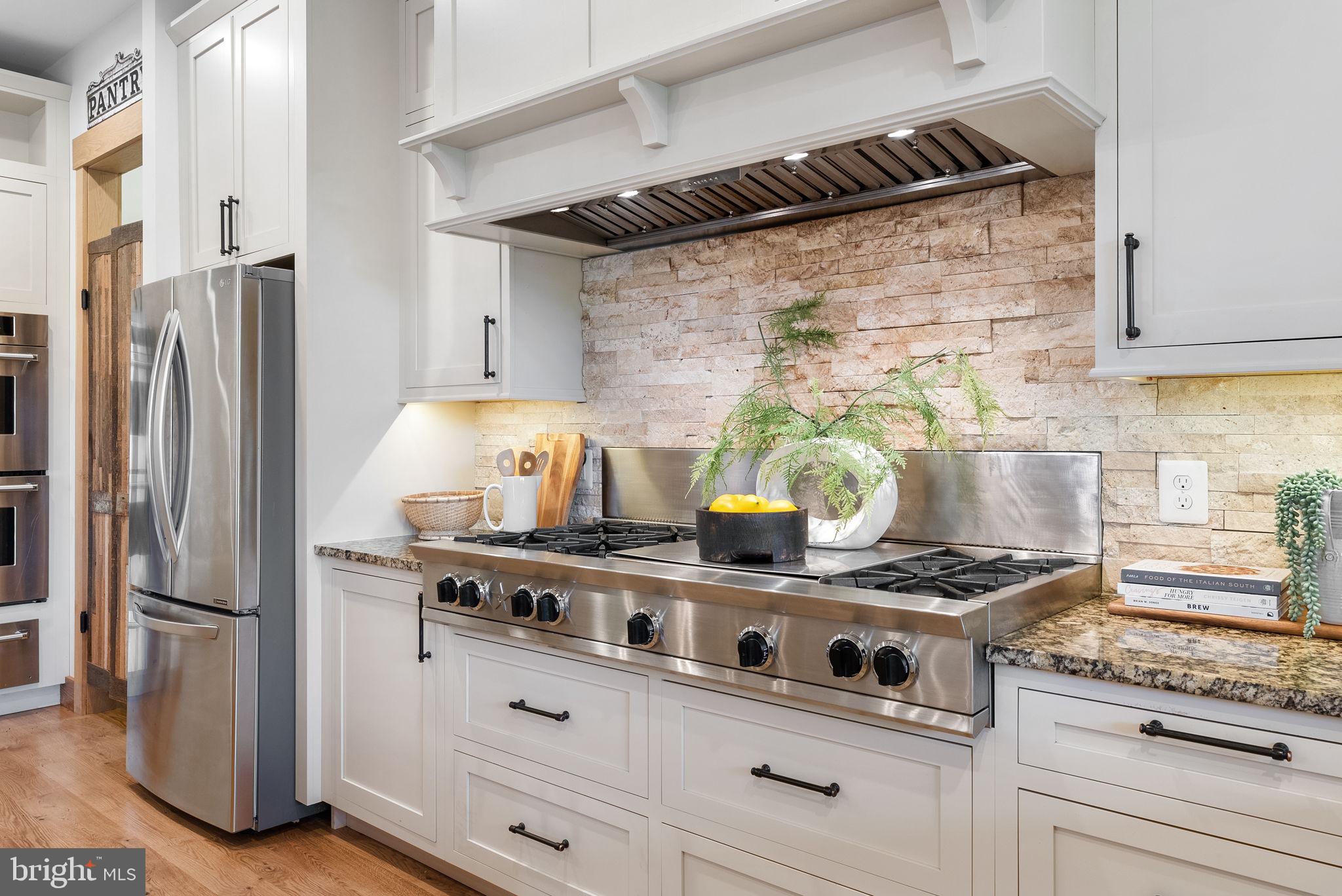 MILL CREEK - Residential