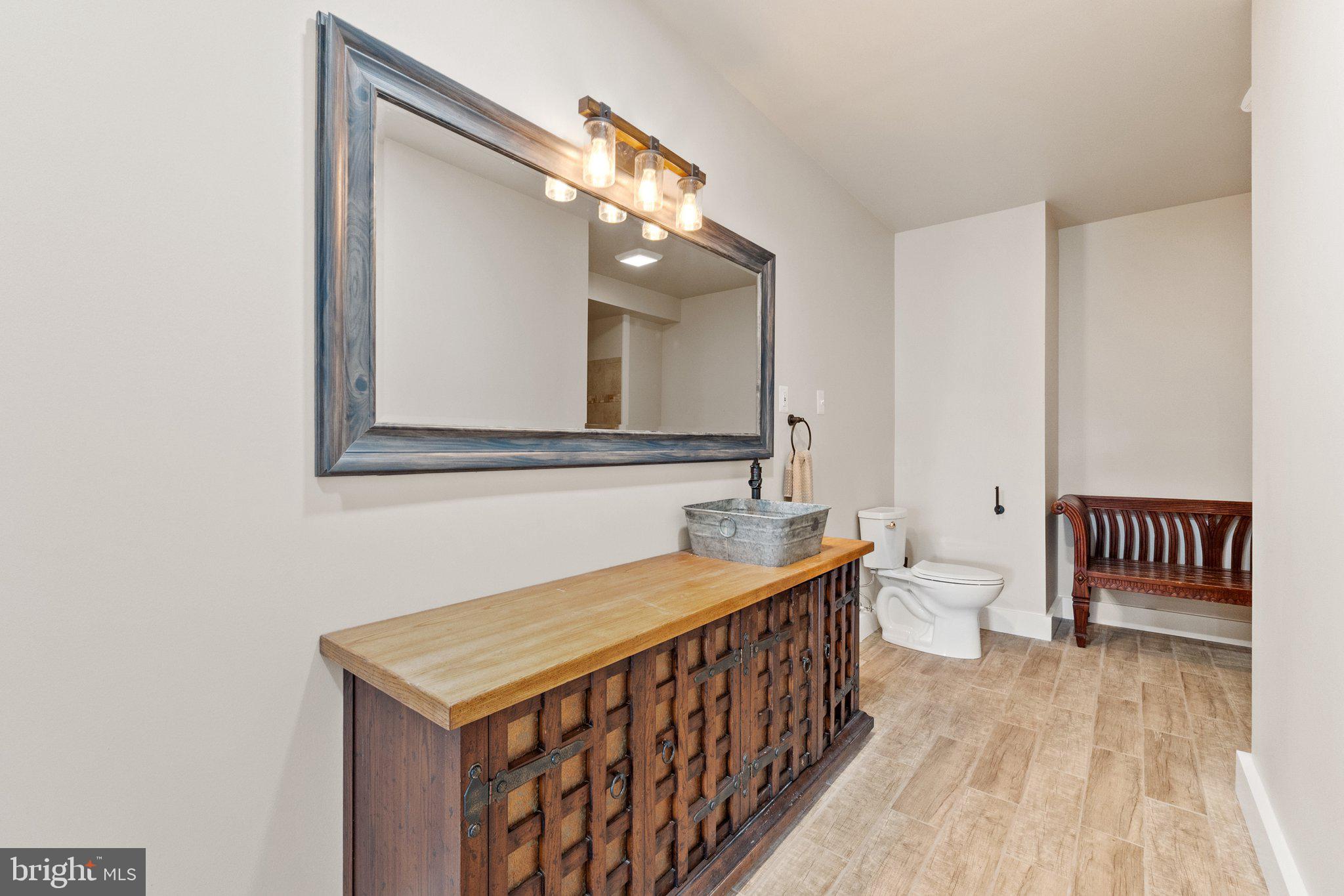 MILL CREEK - Residential