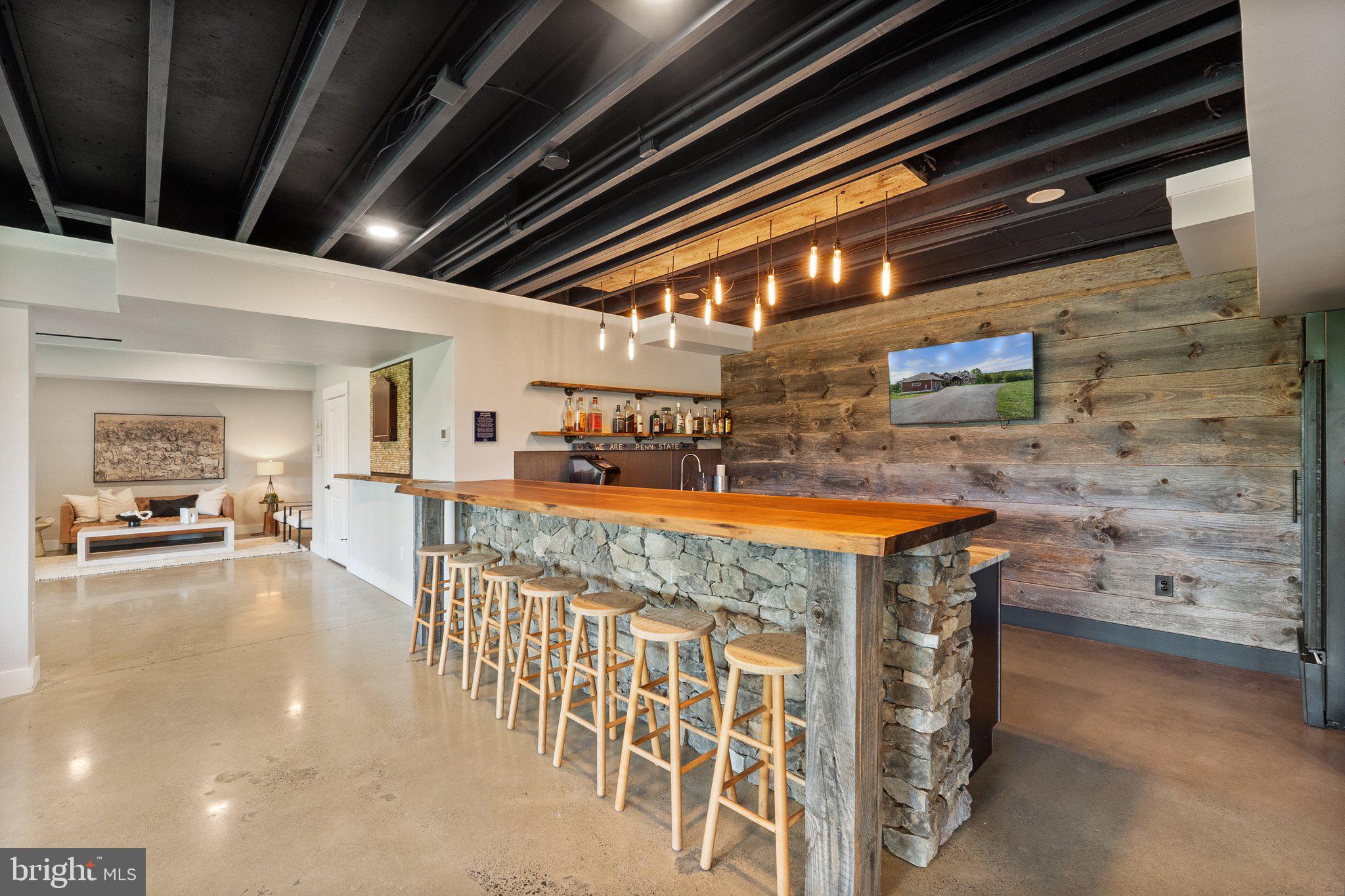 MILL CREEK - Residential