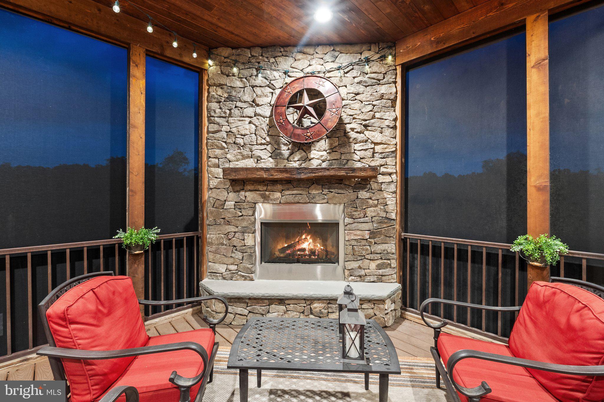 MILL CREEK - Residential