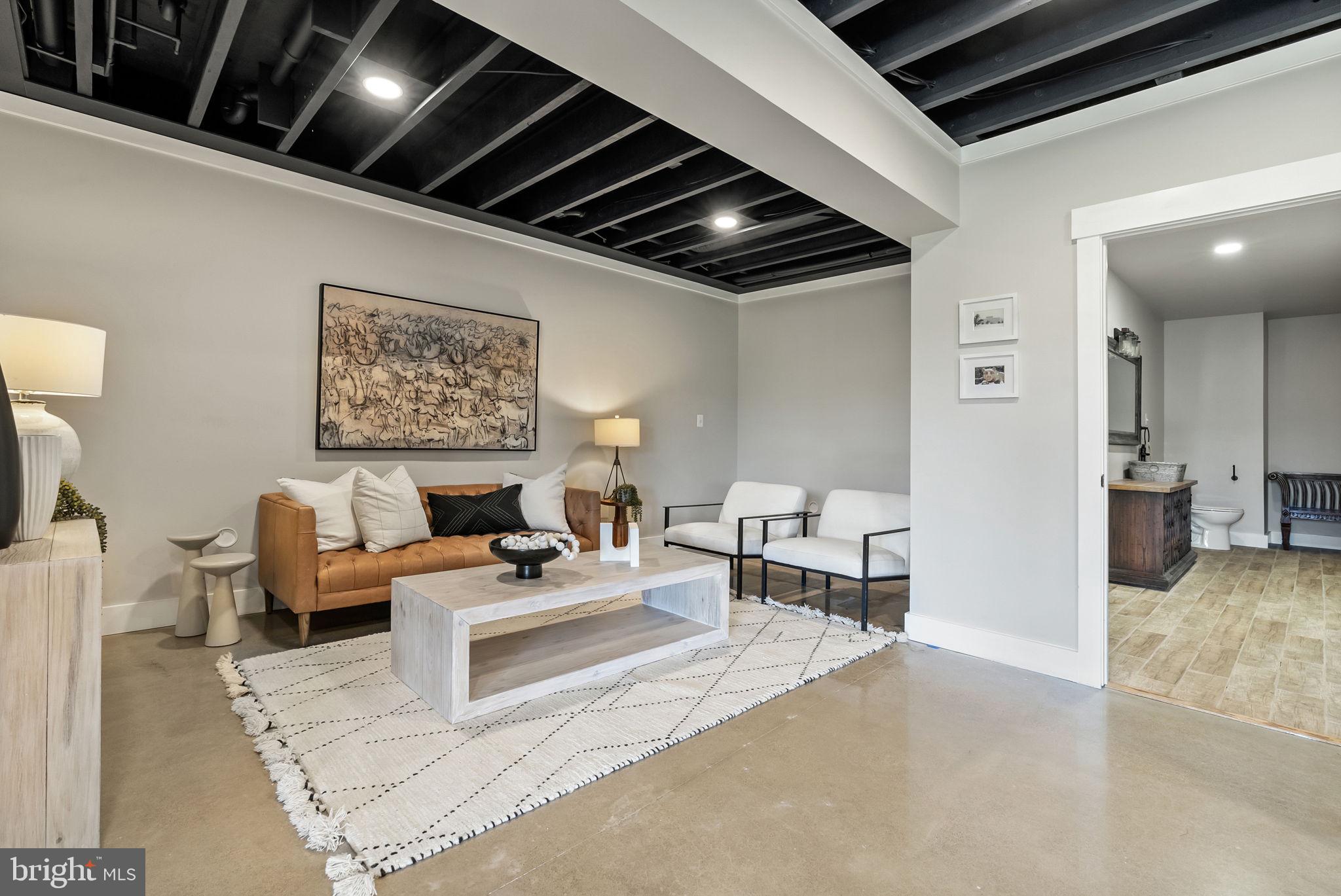 MILL CREEK - Residential