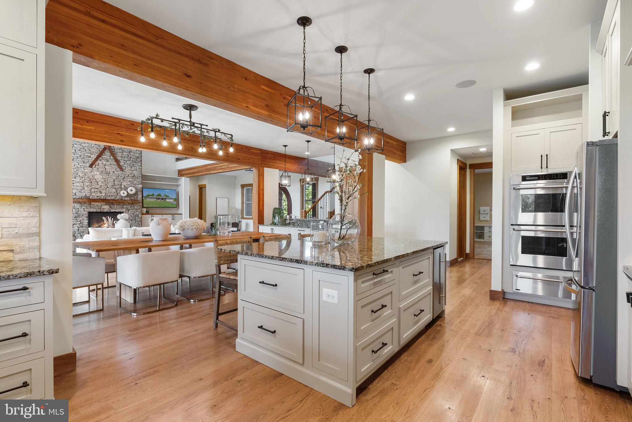 MILL CREEK - Residential