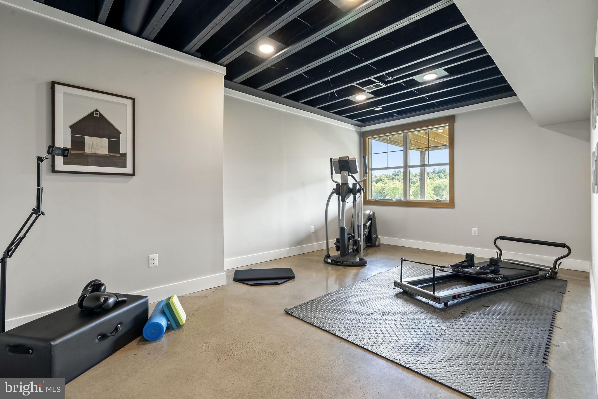 MILL CREEK - Residential