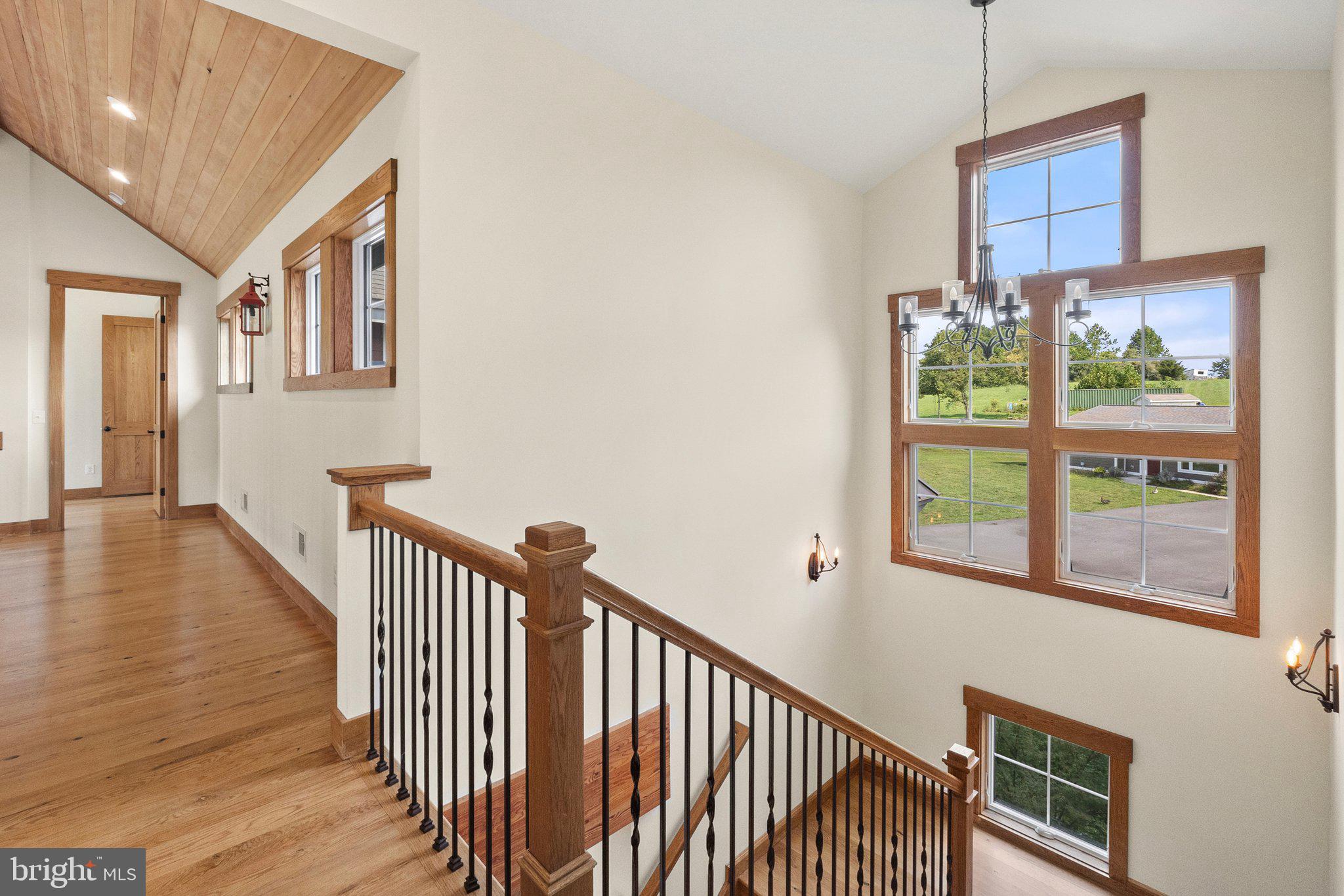 MILL CREEK - Residential