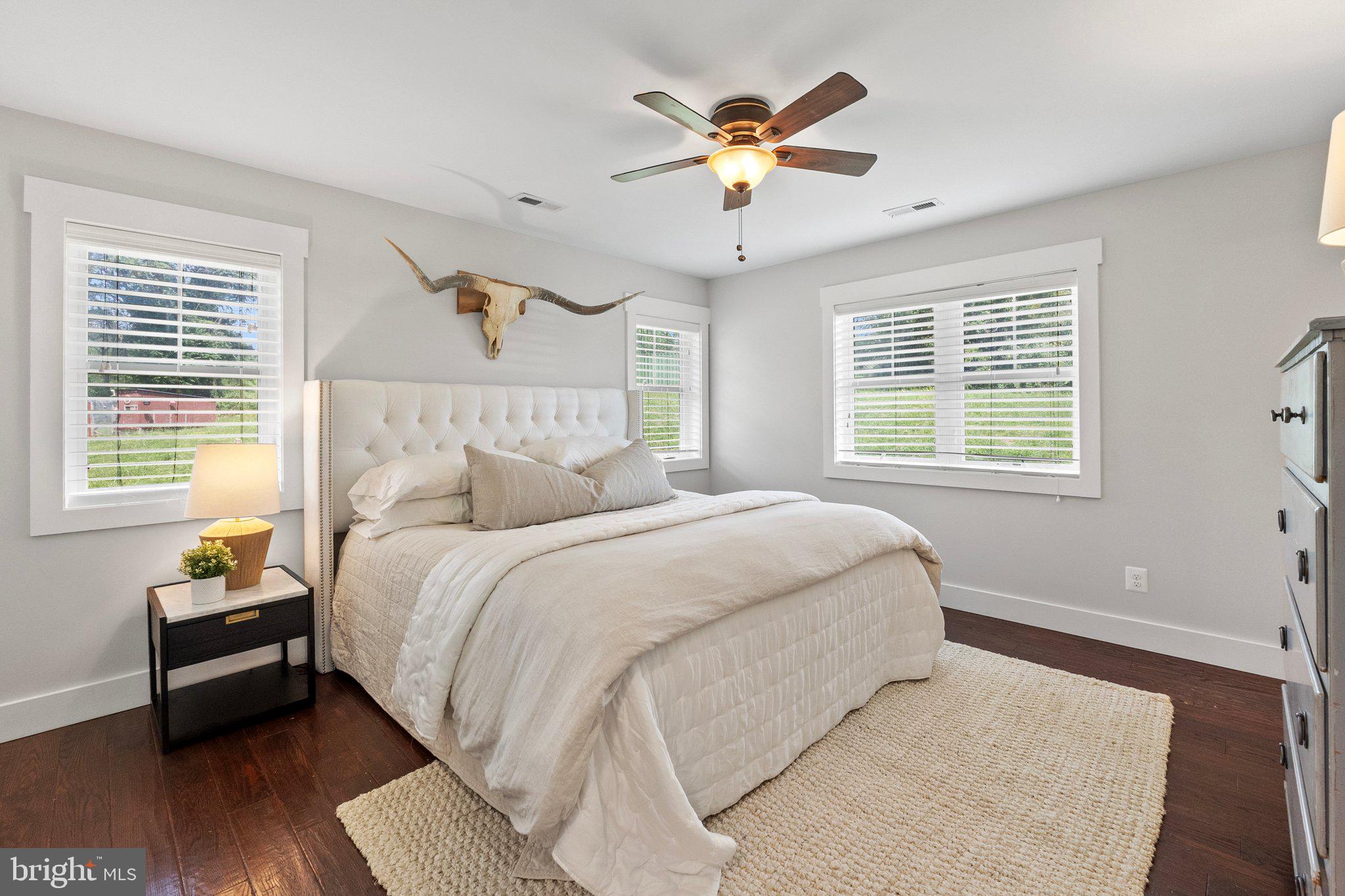 MILL CREEK - Residential