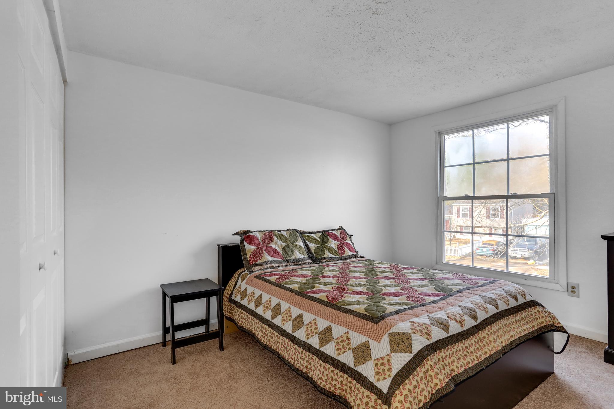 CLINTON WOODS - Residential