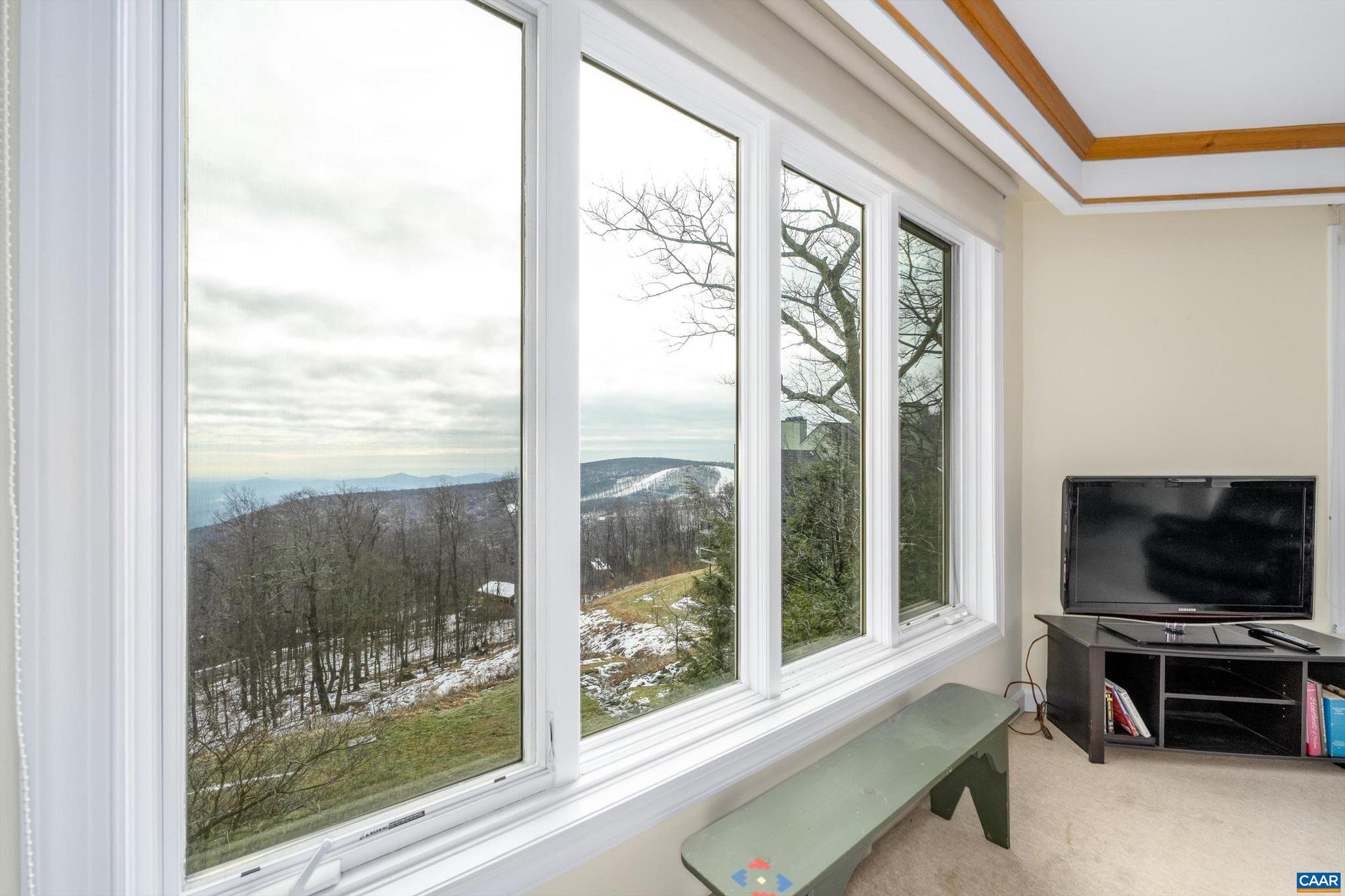 WINTERGREEN RESORT - Residential