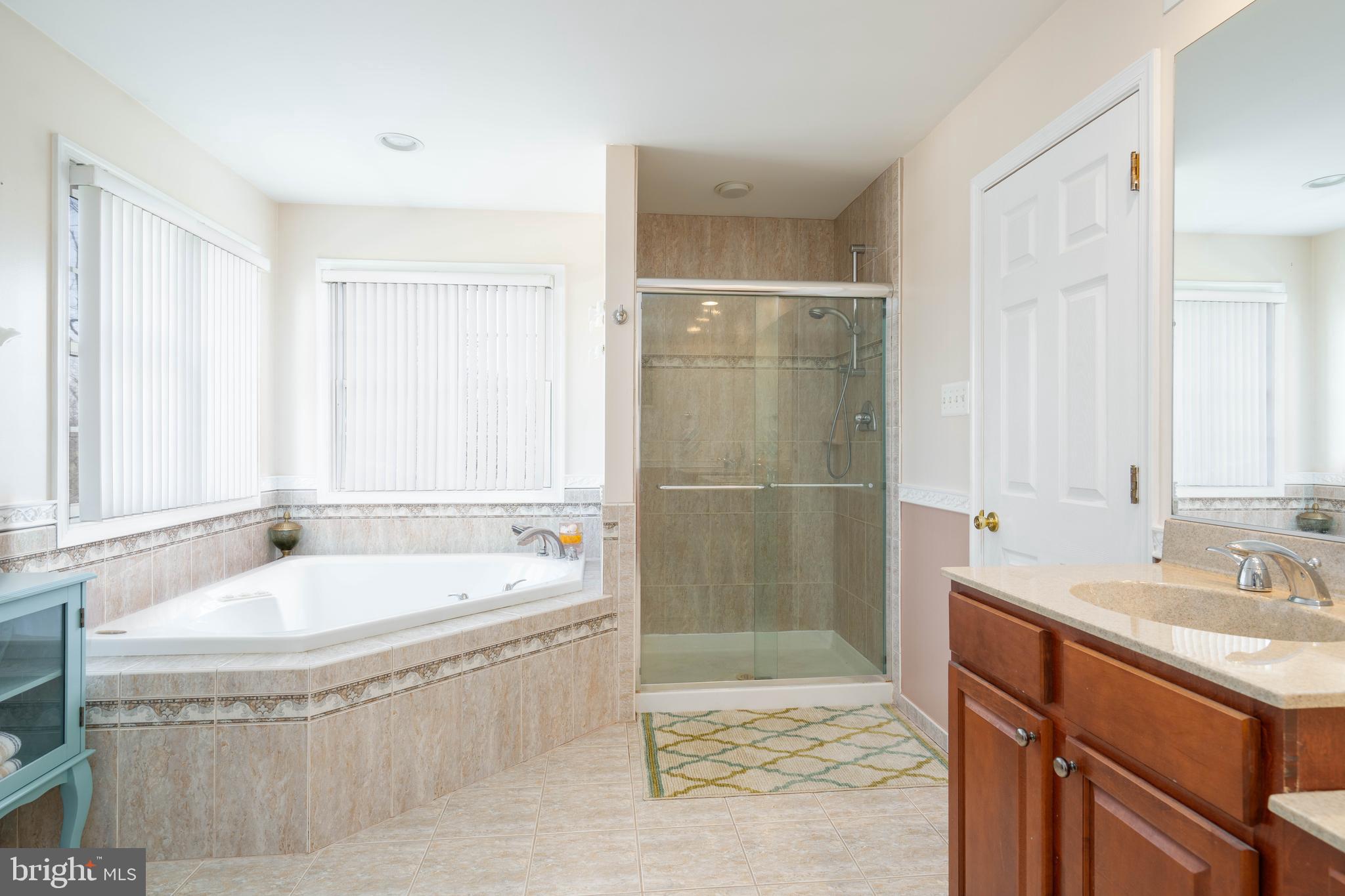 MAPLE VIEW ESTATES - Residential