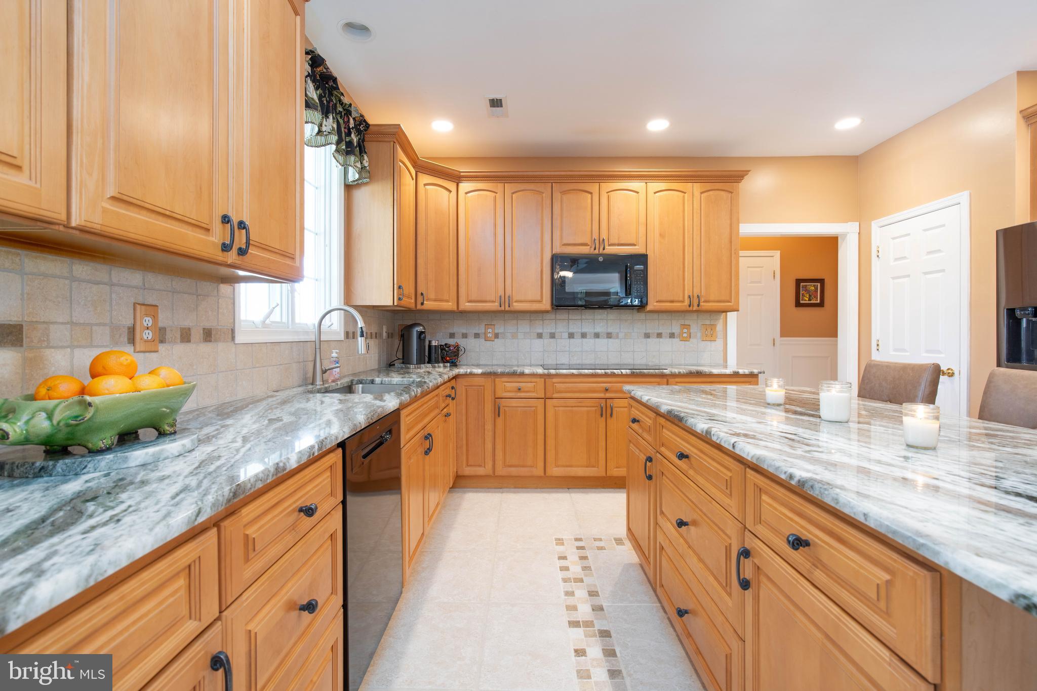 MAPLE VIEW ESTATES - Residential