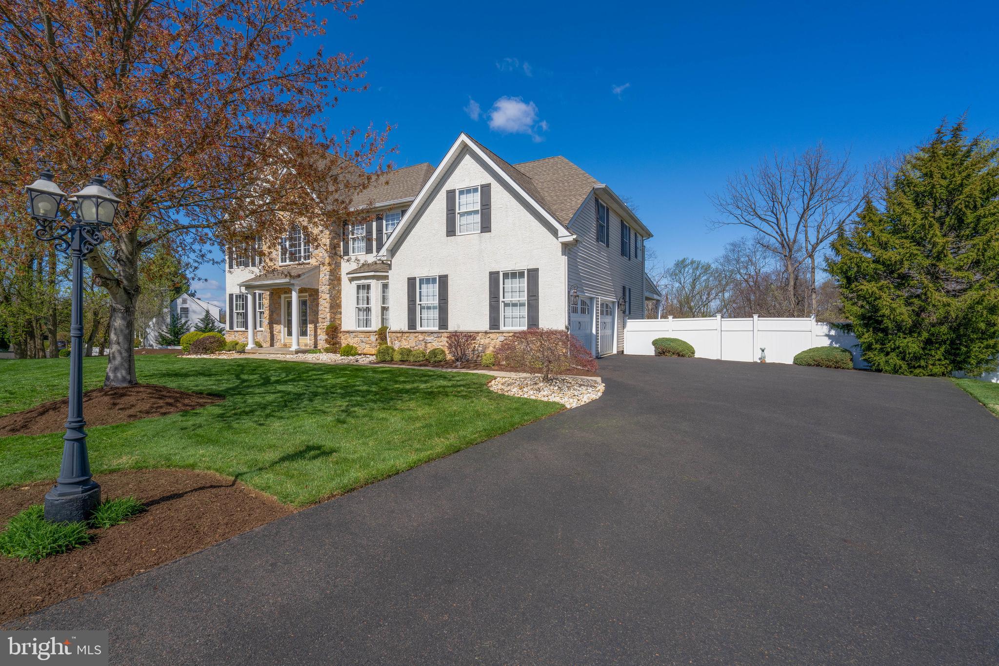 MAPLE VIEW ESTATES - Residential