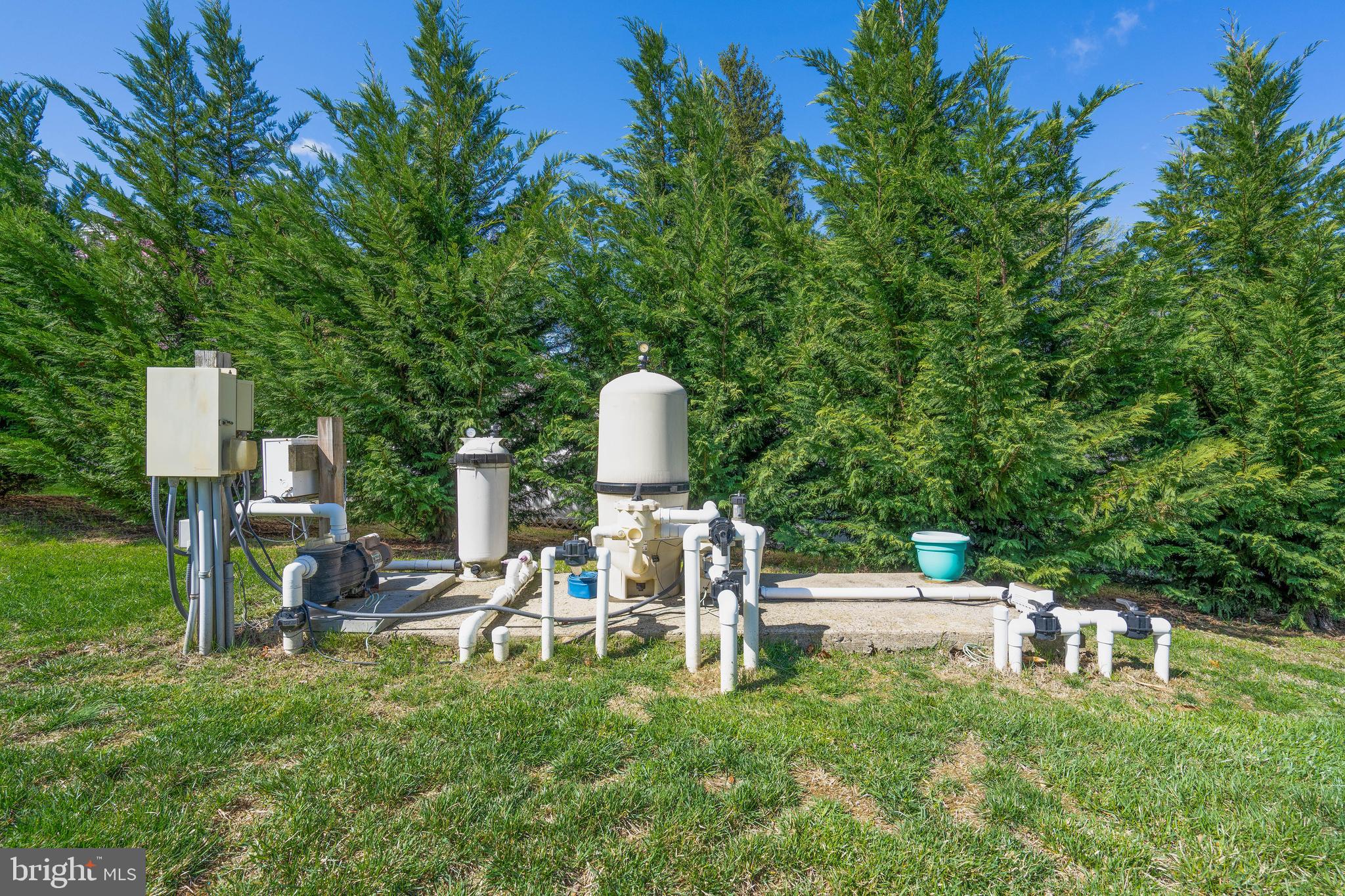 MAPLE VIEW ESTATES - Residential