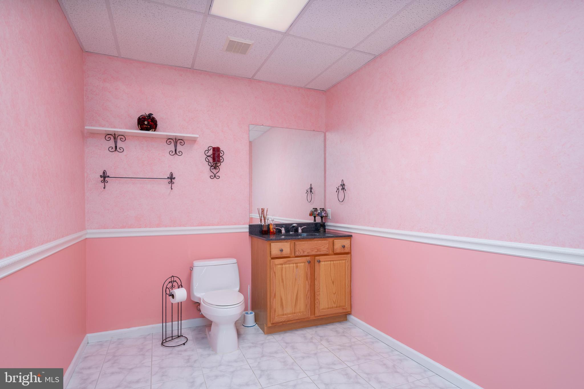 MAPLE VIEW ESTATES - Residential