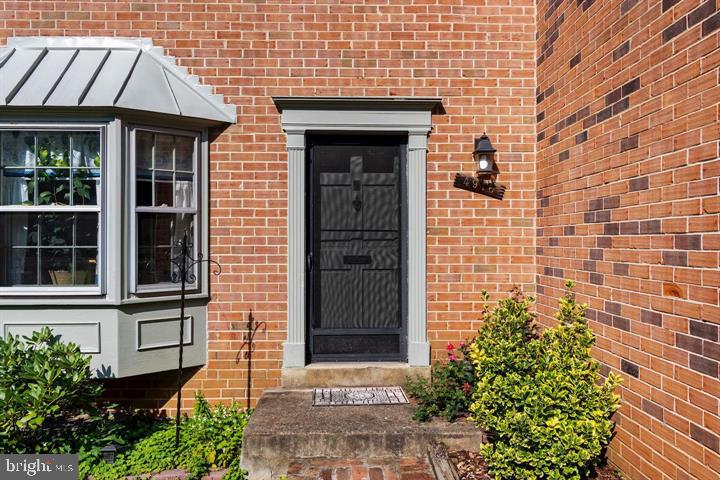 SUNSET VILLAGE - Residential Lease