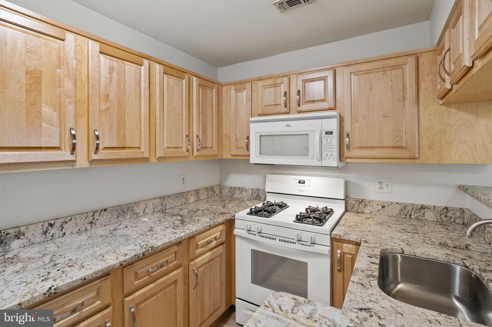 FALLS GABLE - Residential