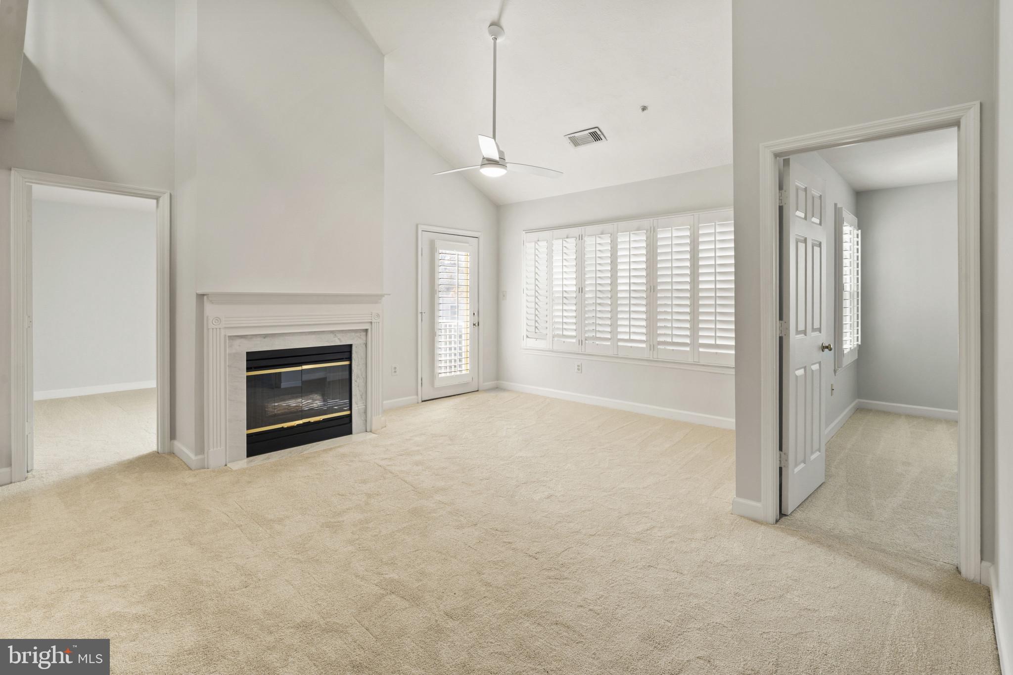 FALLS GABLE - Residential