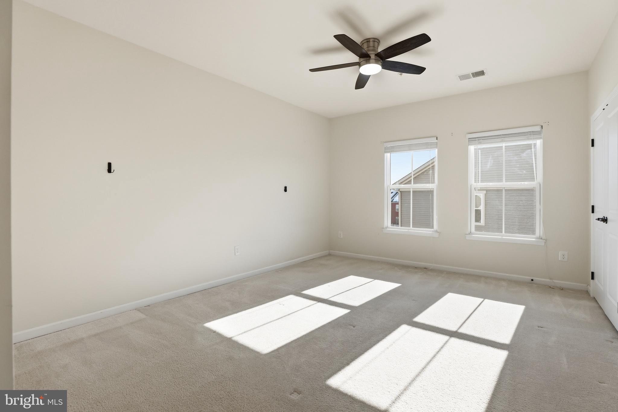 CREEKSIDE VILLAGE AT TANYARD SPRINGS - Residential