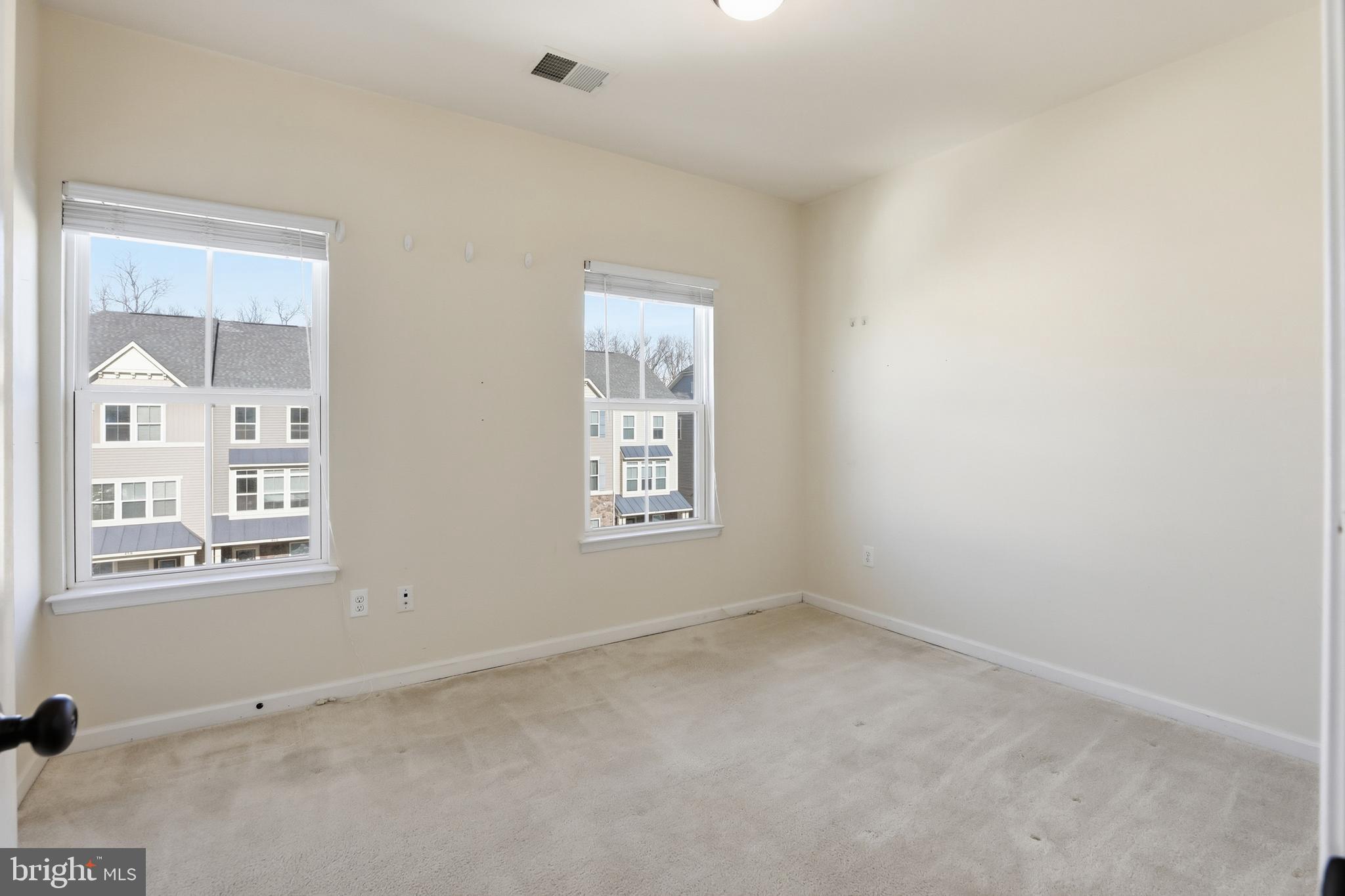 CREEKSIDE VILLAGE AT TANYARD SPRINGS - Residential