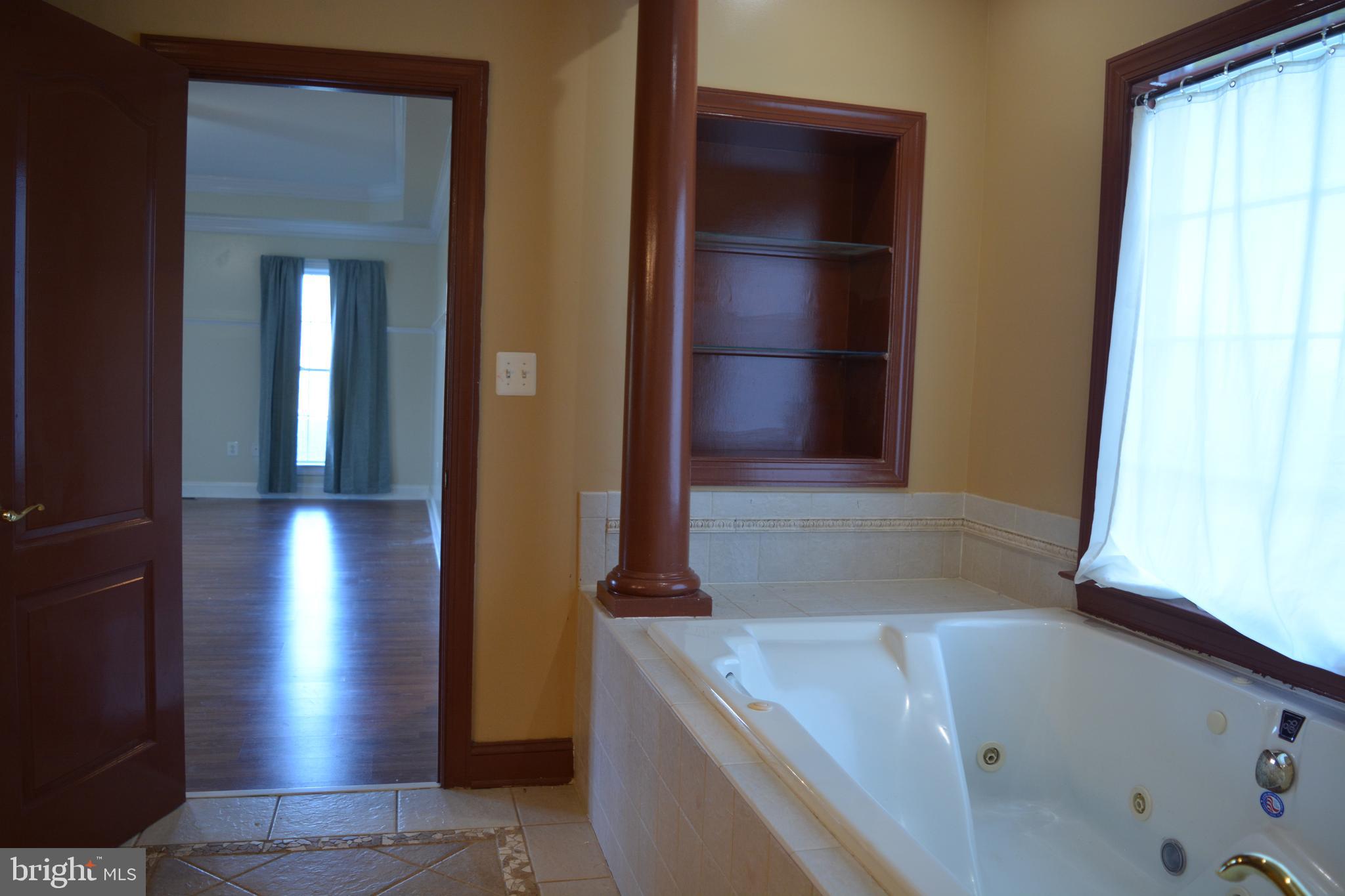 SYLVAN RUN ESTATES - Residential