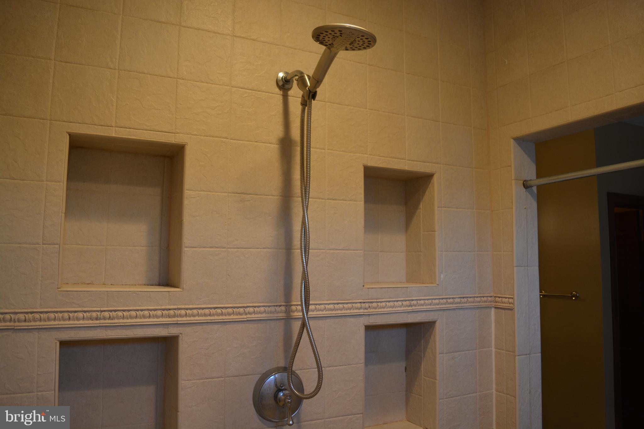 SYLVAN RUN ESTATES - Residential