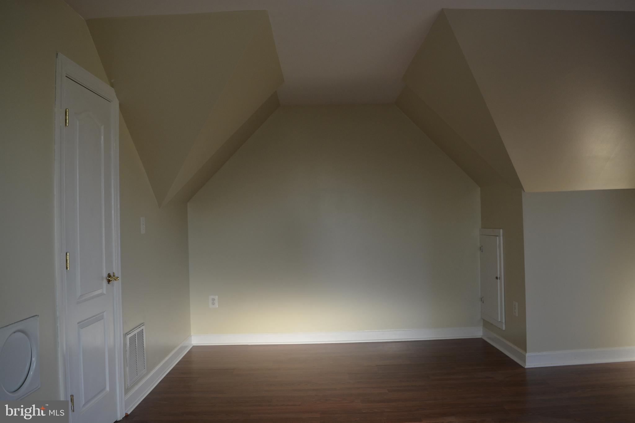 SYLVAN RUN ESTATES - Residential