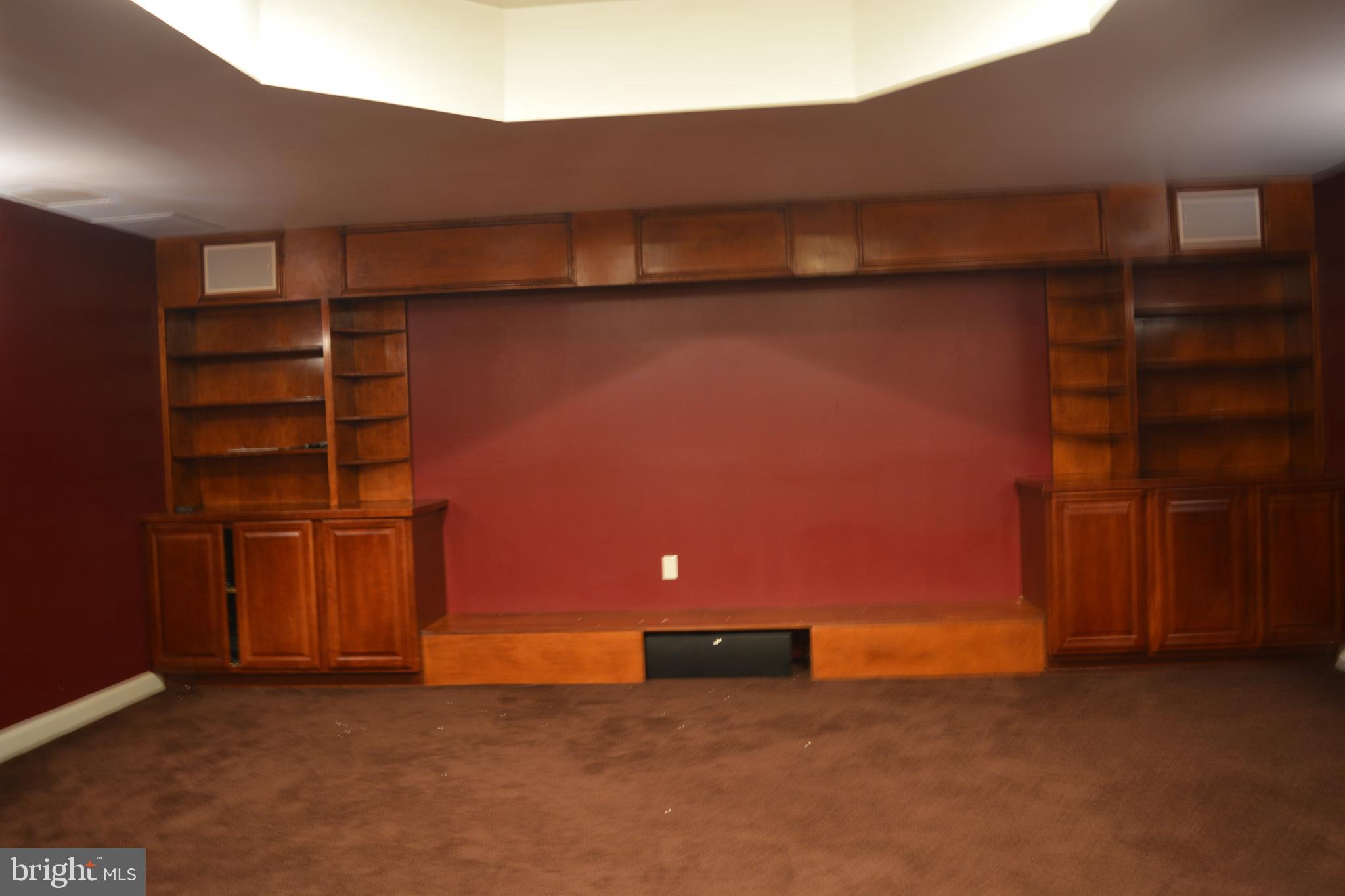 SYLVAN RUN ESTATES - Residential