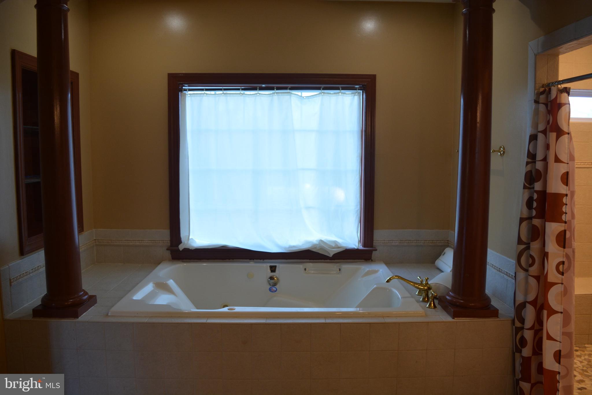 SYLVAN RUN ESTATES - Residential