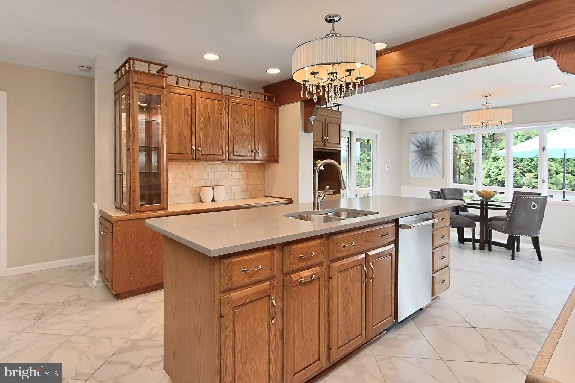 WEST SPRINGFIELD - Residential