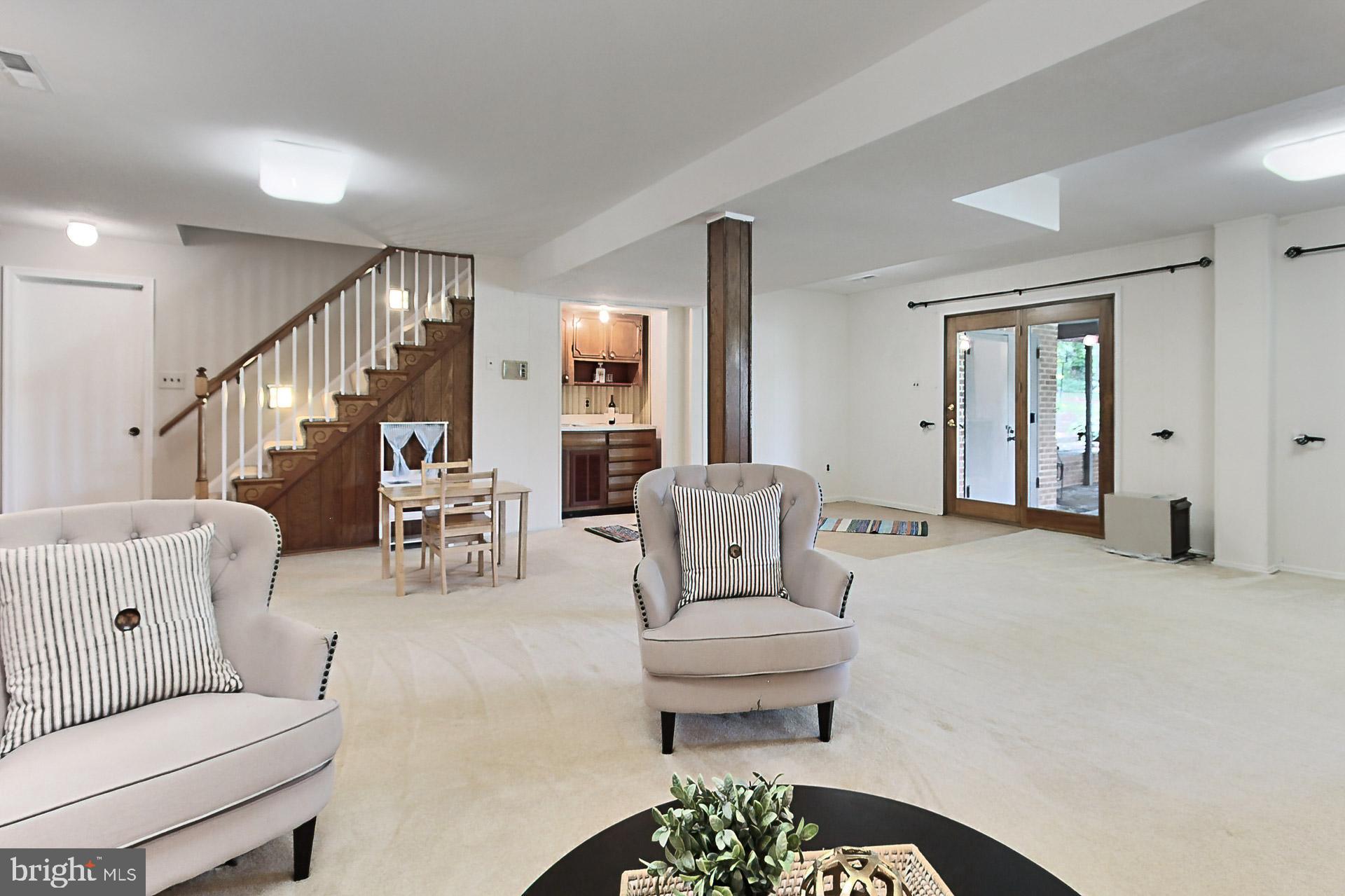 WEST SPRINGFIELD - Residential