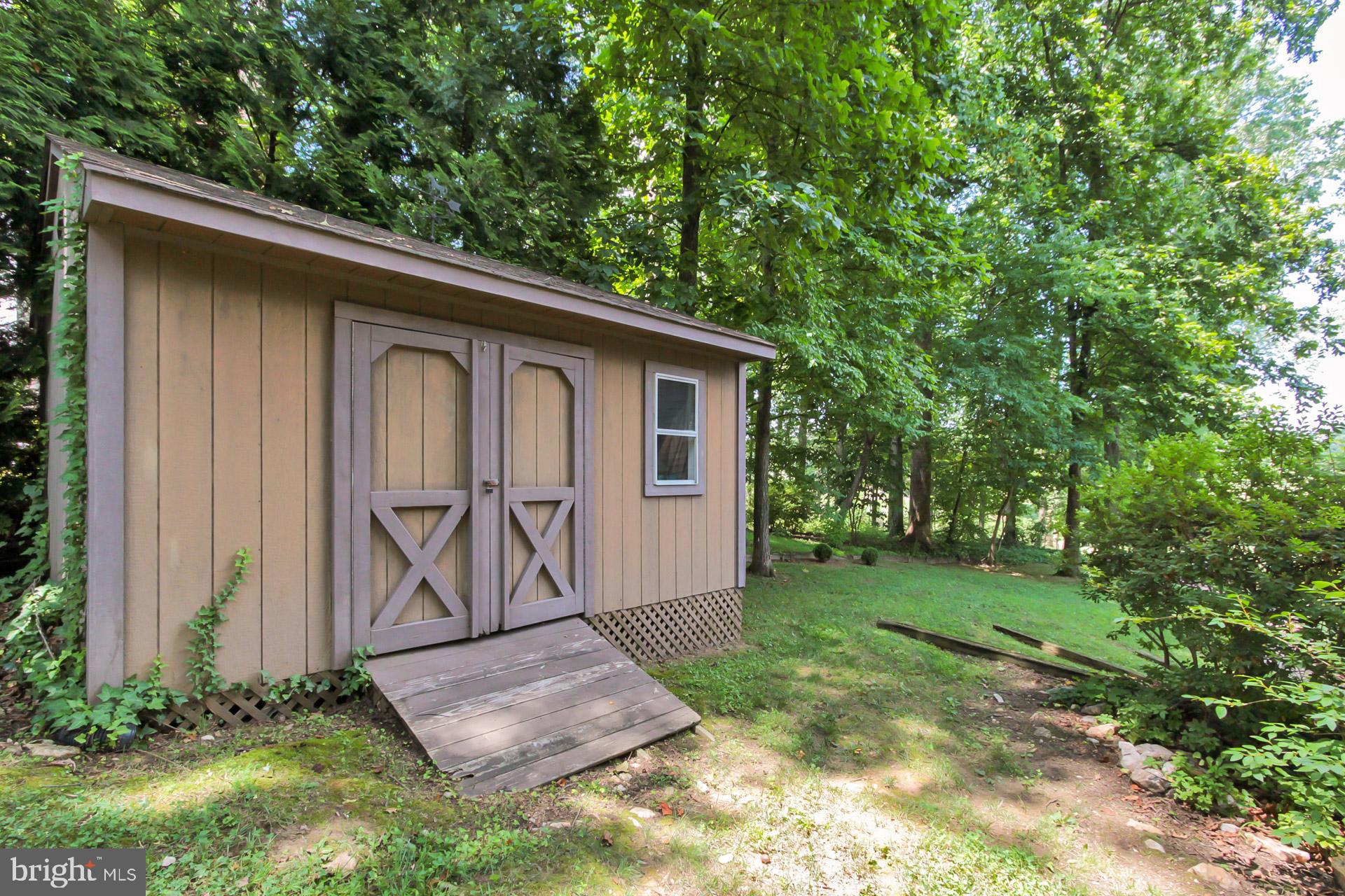 WEST SPRINGFIELD - Residential