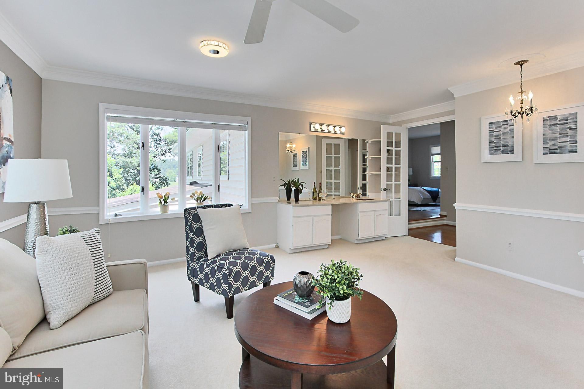 WEST SPRINGFIELD - Residential