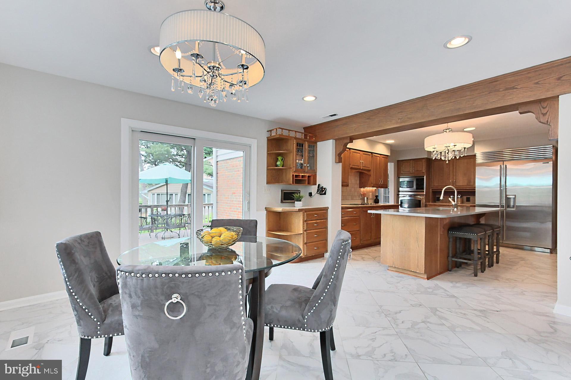 WEST SPRINGFIELD - Residential