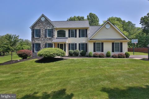 103 WHITE PINE DRIVE LANSDALE PA 19446