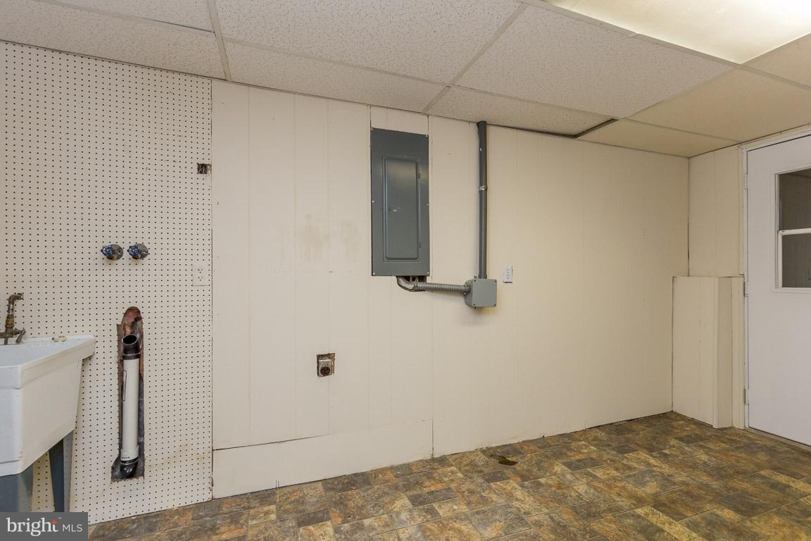 LEELAND HEIGHTS - Residential