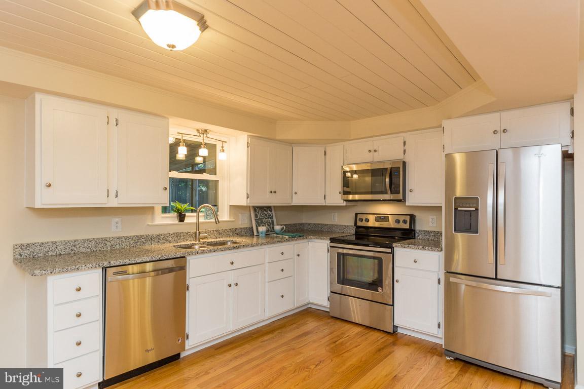 LEELAND HEIGHTS - Residential