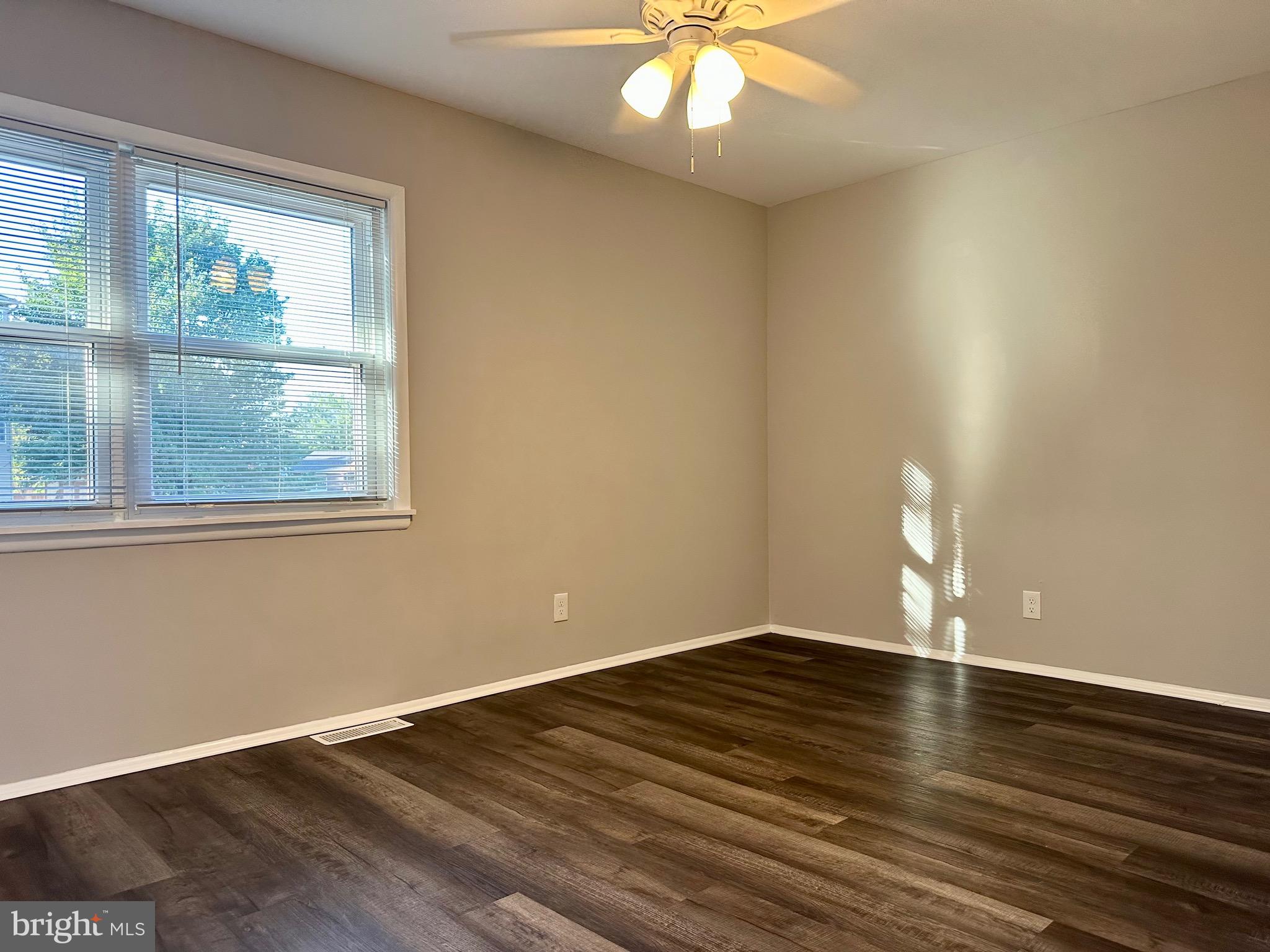 FOSTER BRANCH - Residential Lease