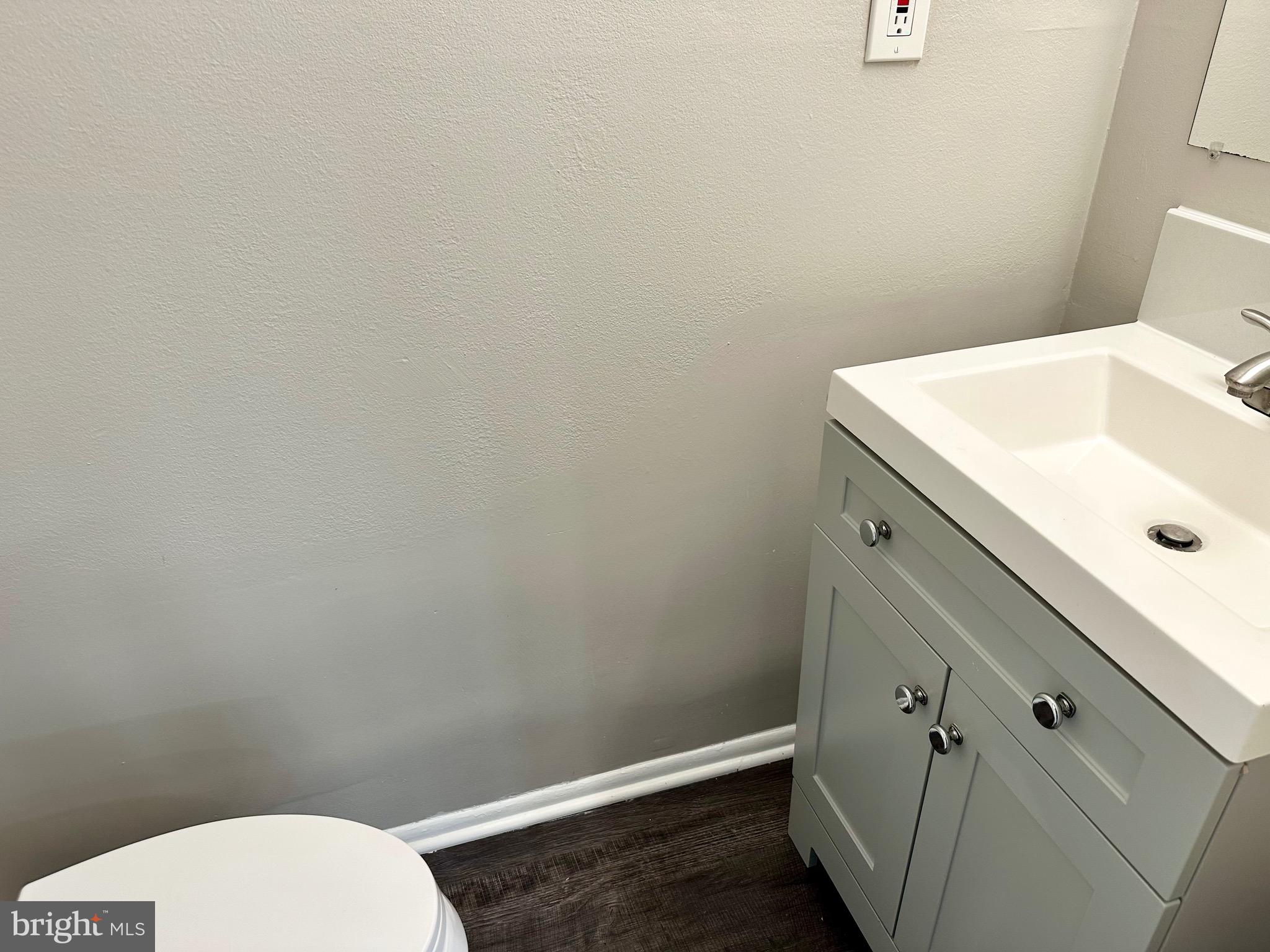 FOSTER BRANCH - Residential Lease