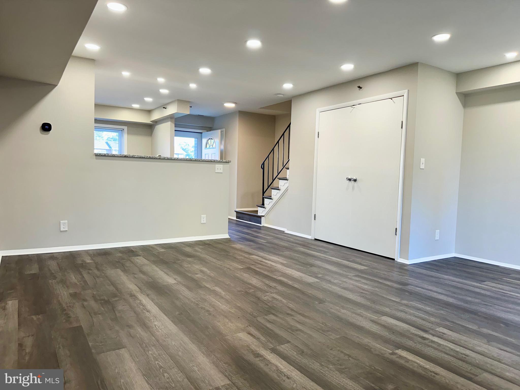 FOSTER BRANCH - Residential Lease