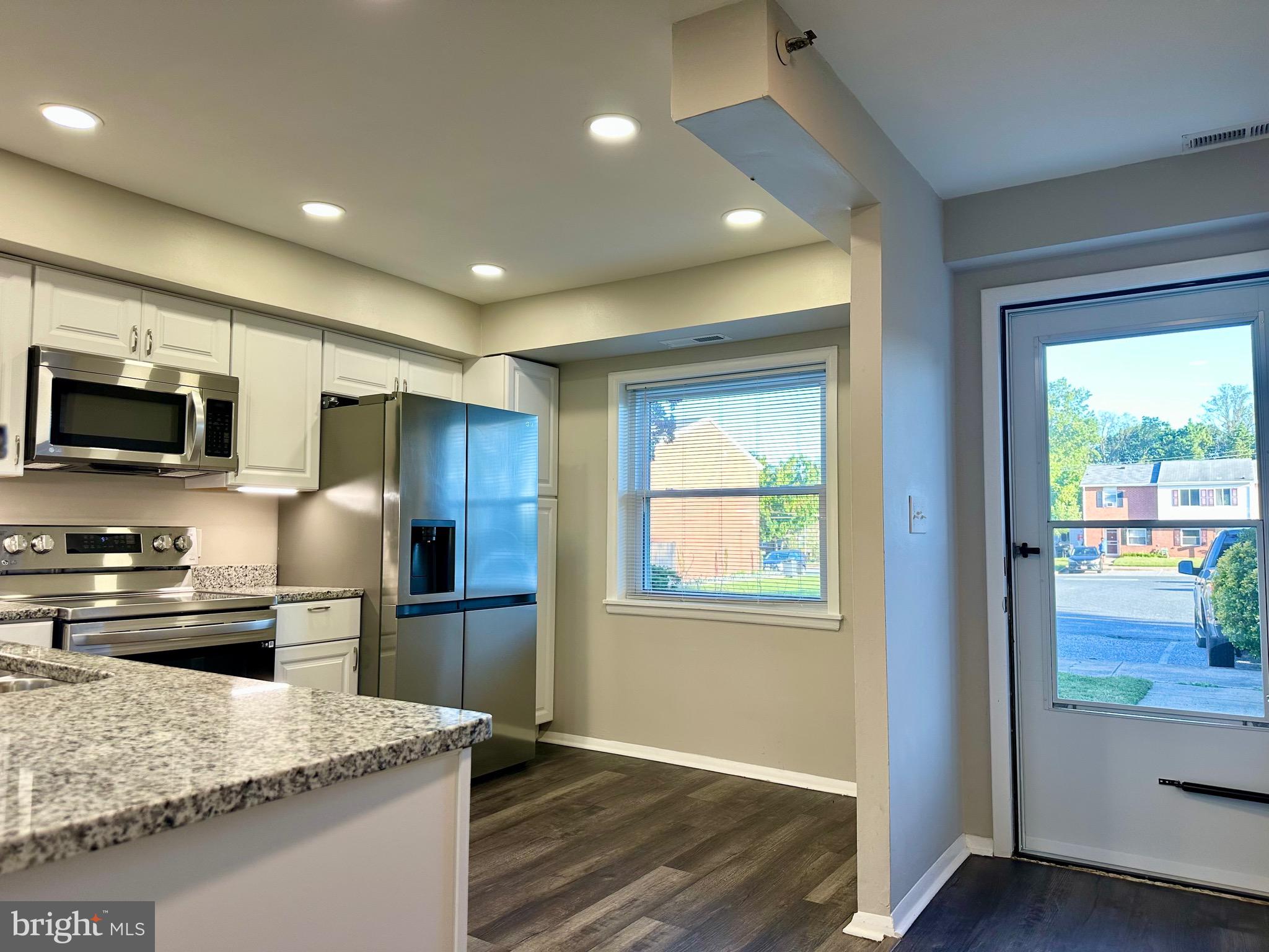 FOSTER BRANCH - Residential Lease