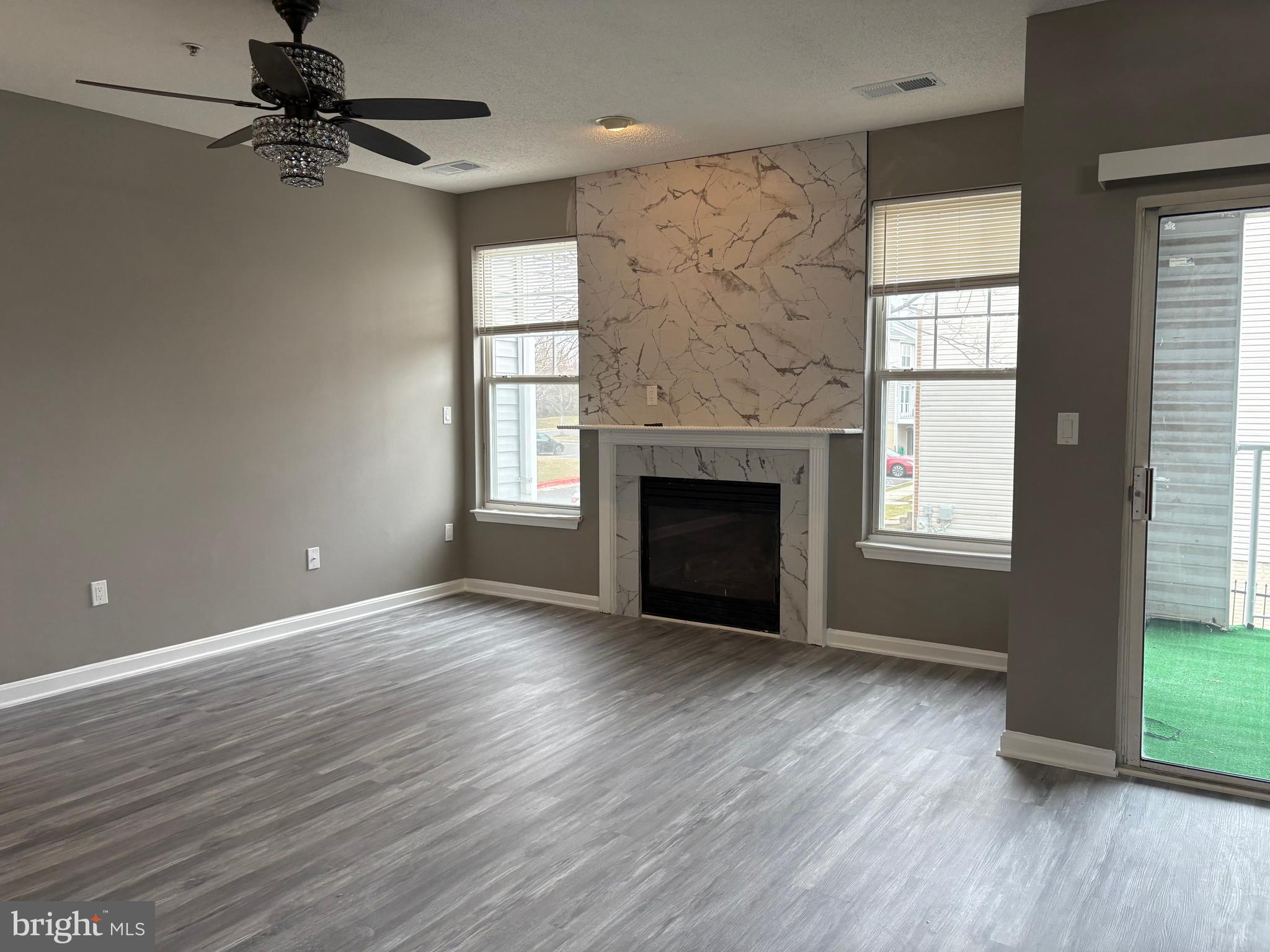 DEVON COURT - Residential Lease