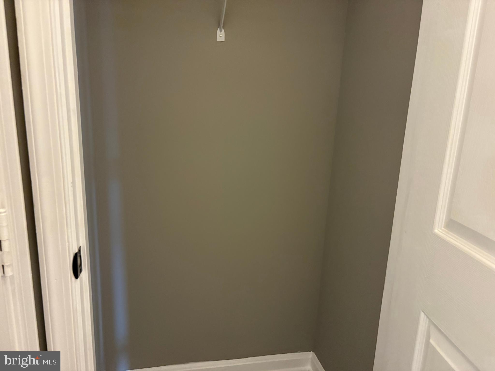 DEVON COURT - Residential Lease