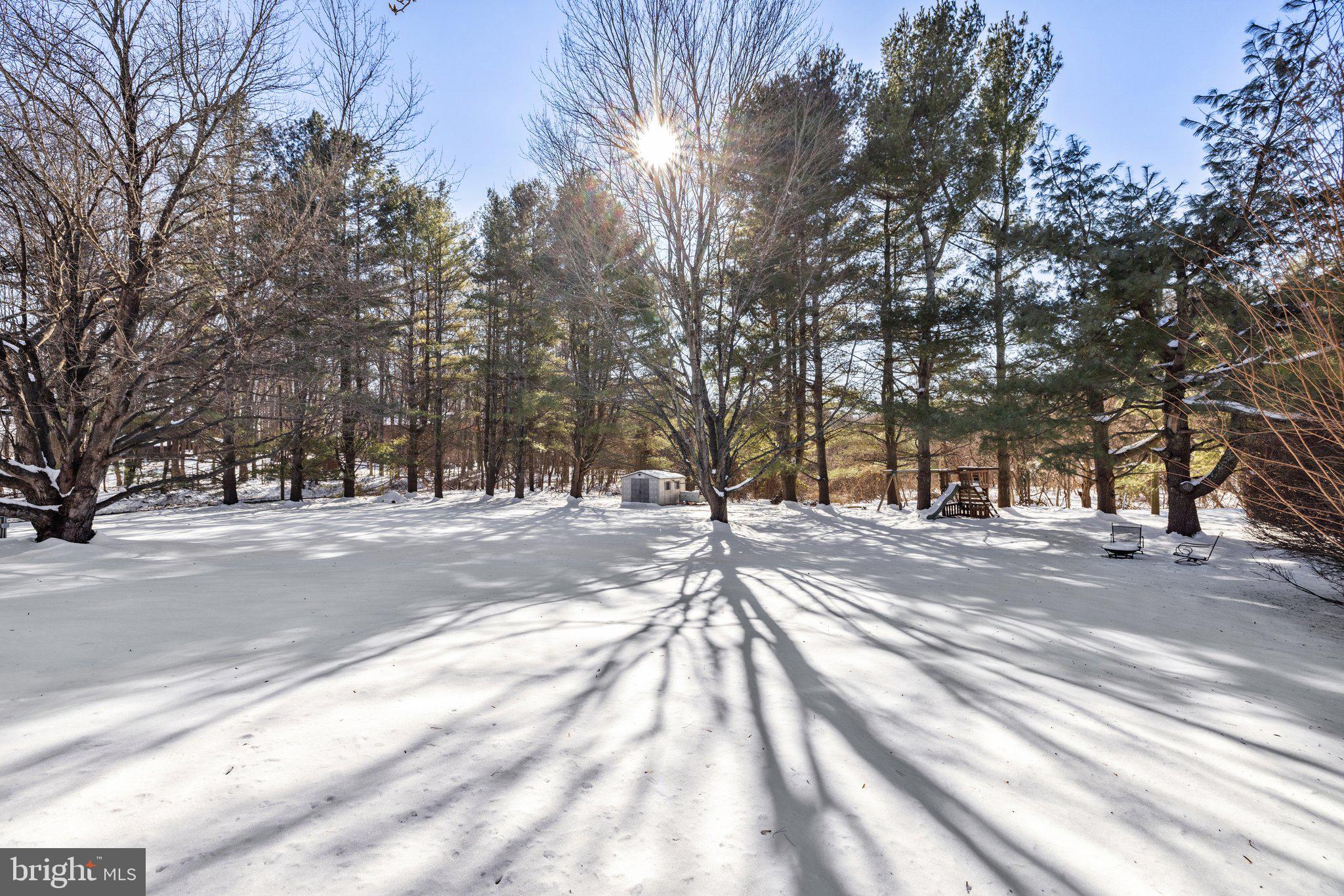 WESTBURY - Residential