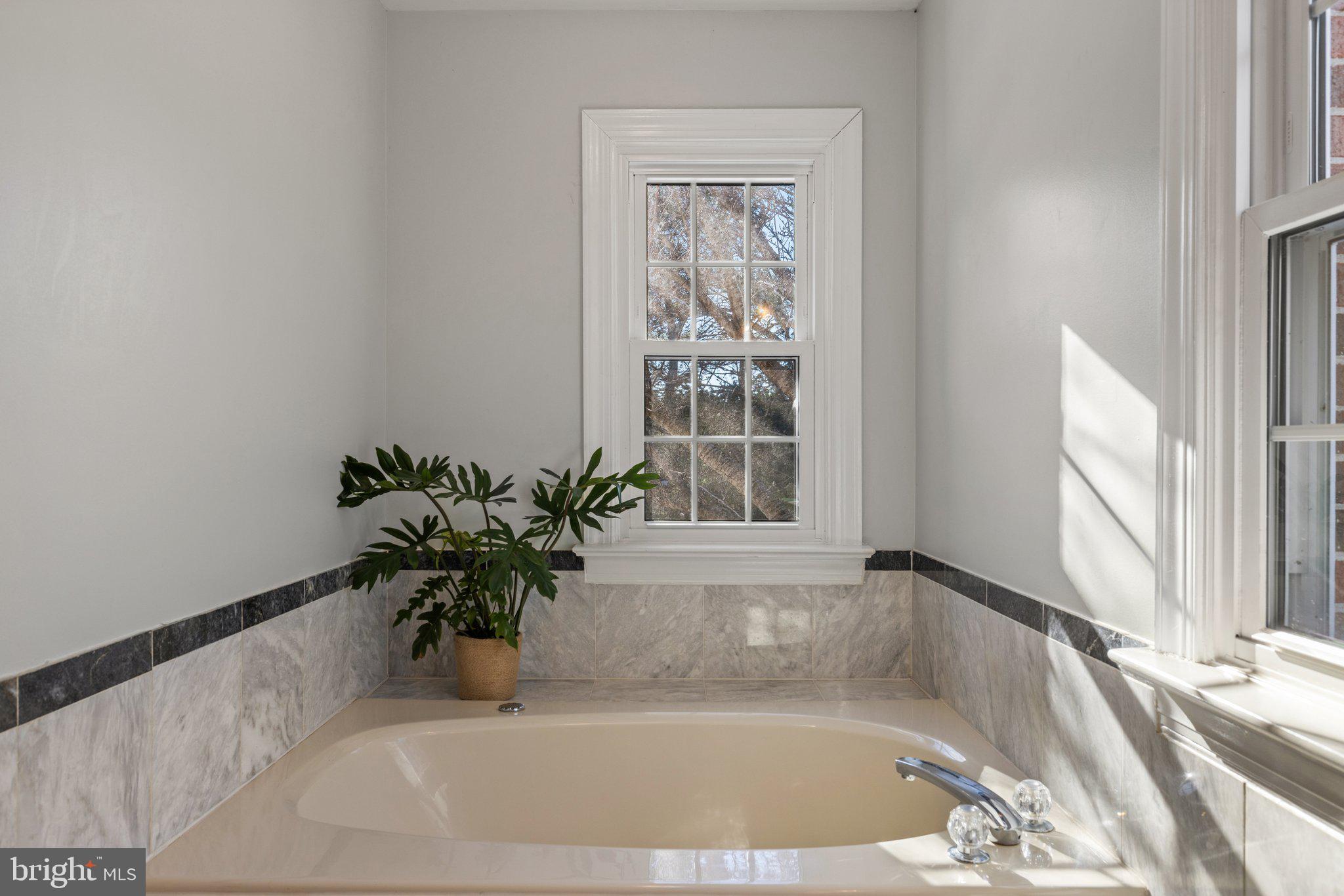 WESTBURY - Residential