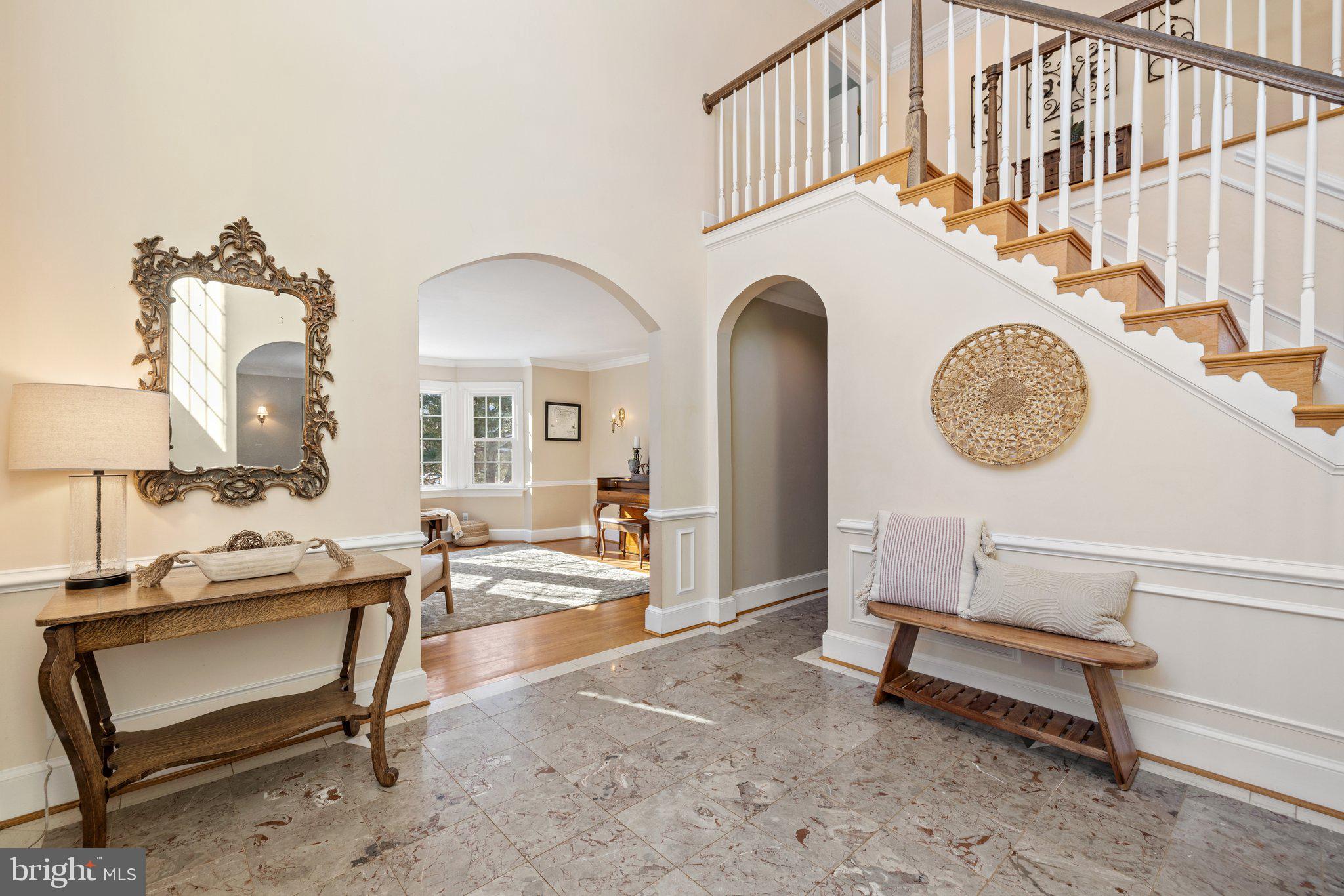 WESTBURY - Residential