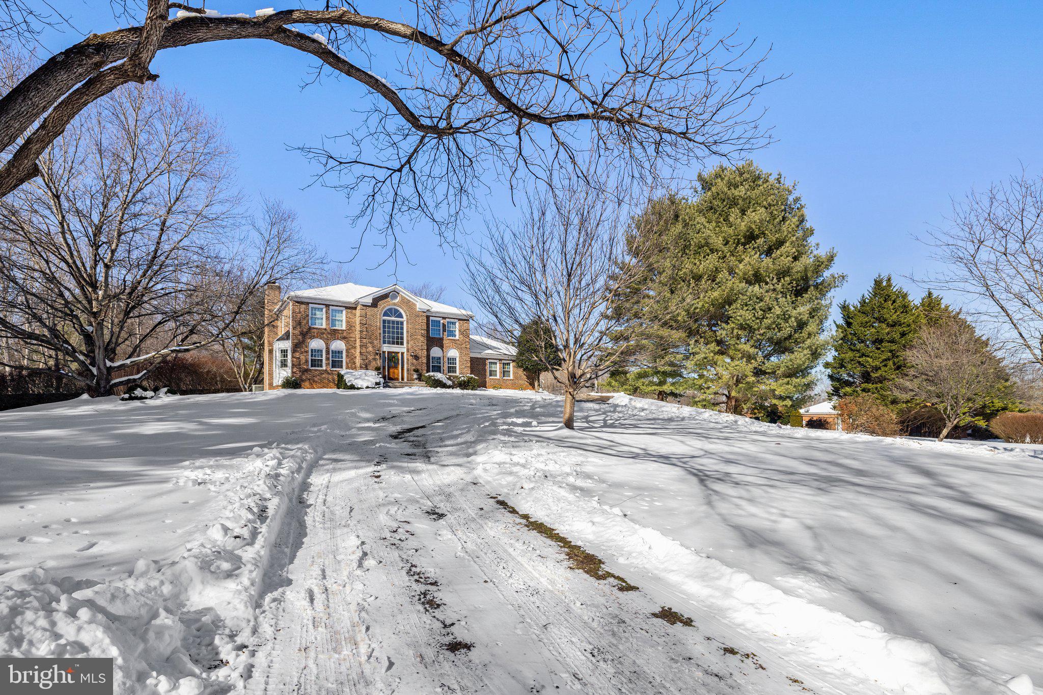 WESTBURY - Residential