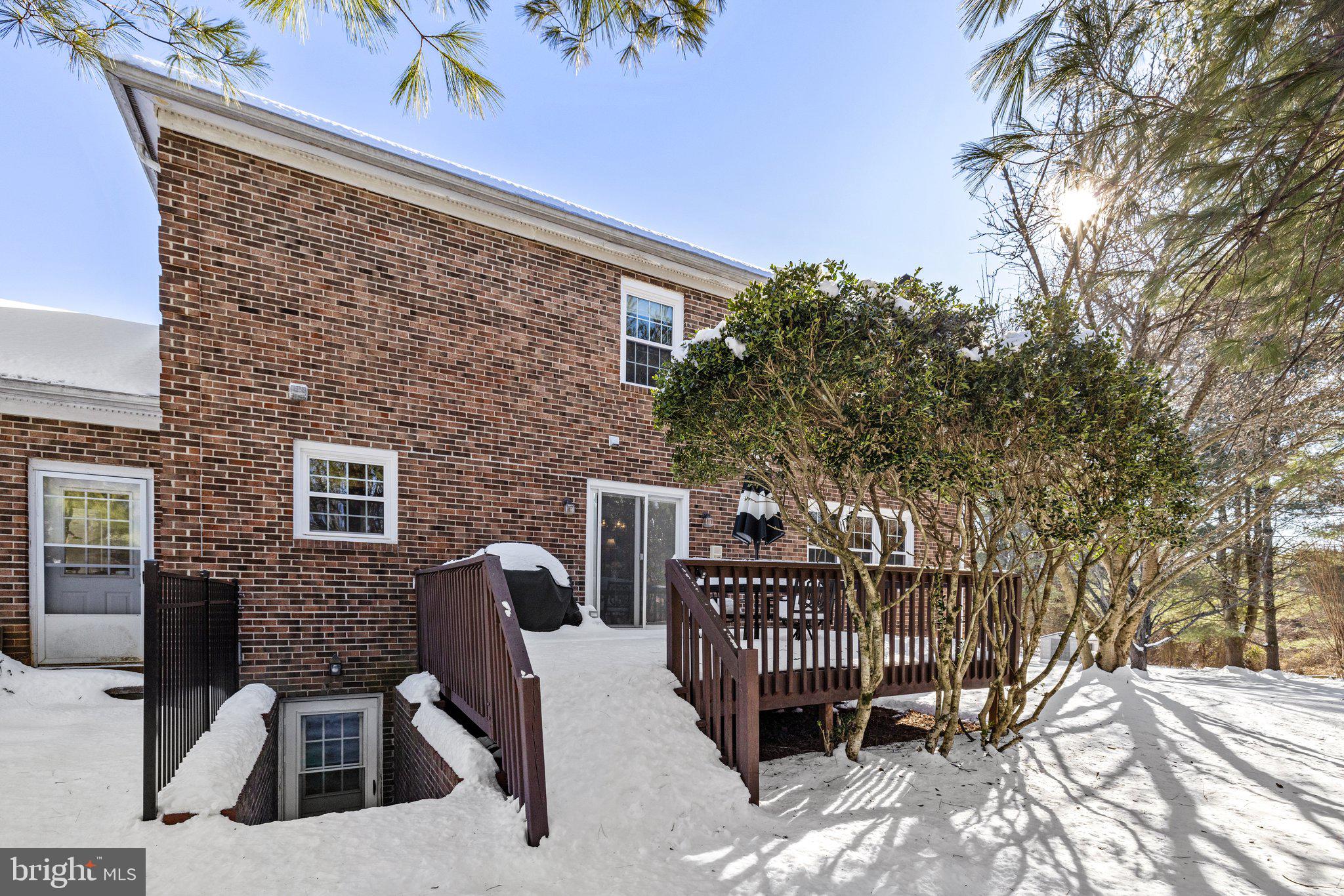 WESTBURY - Residential