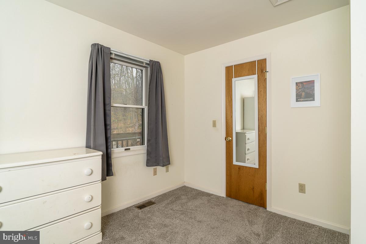 SUNDANCE MOUNTAIN - Residential