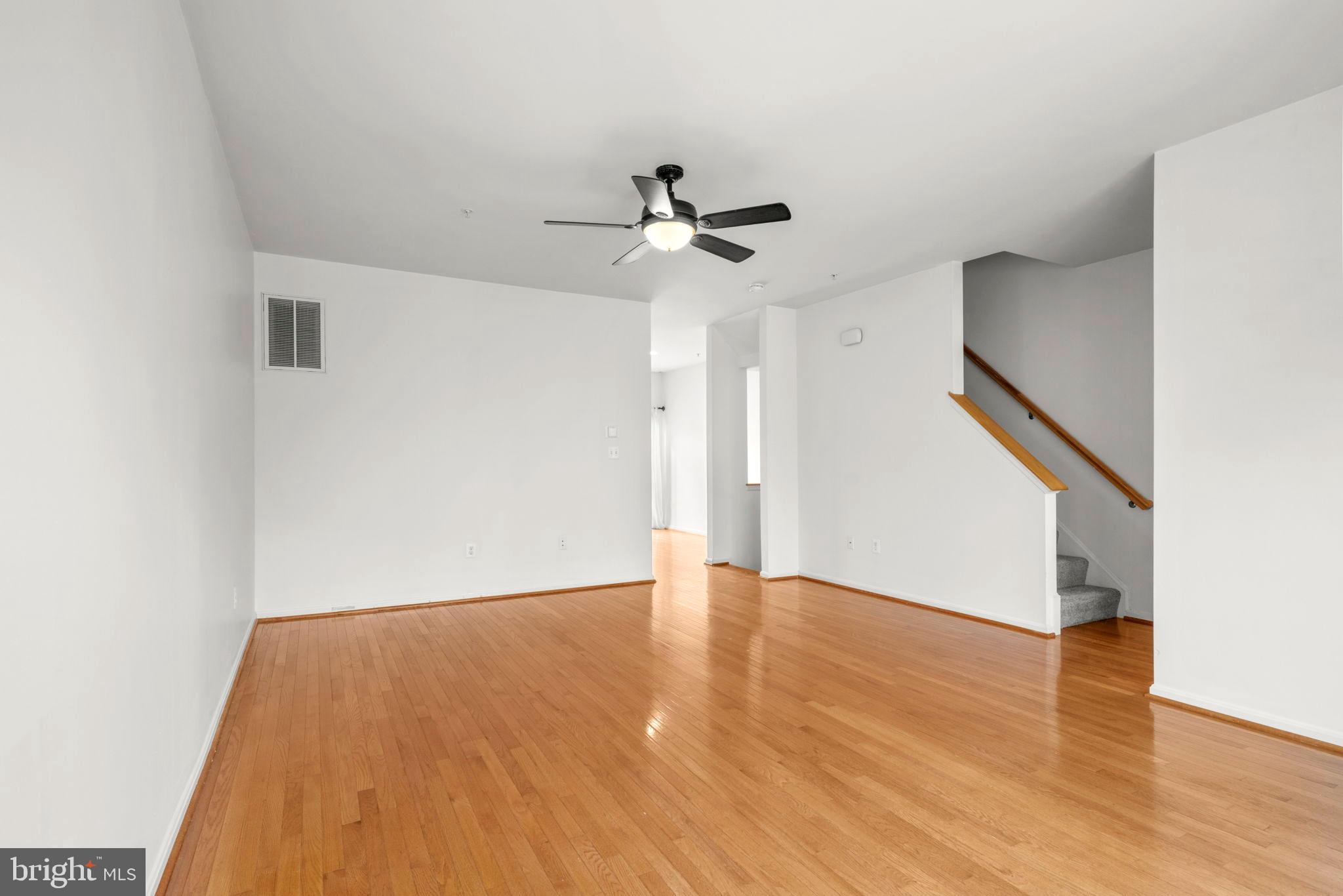 BEVERLY HILLS - Residential