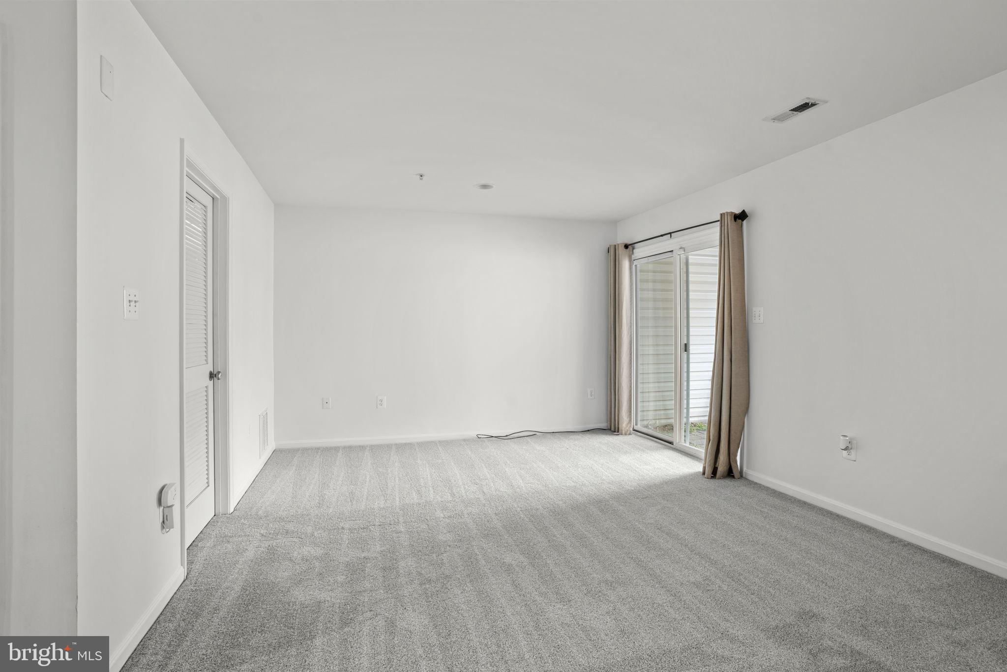 BEVERLY HILLS - Residential